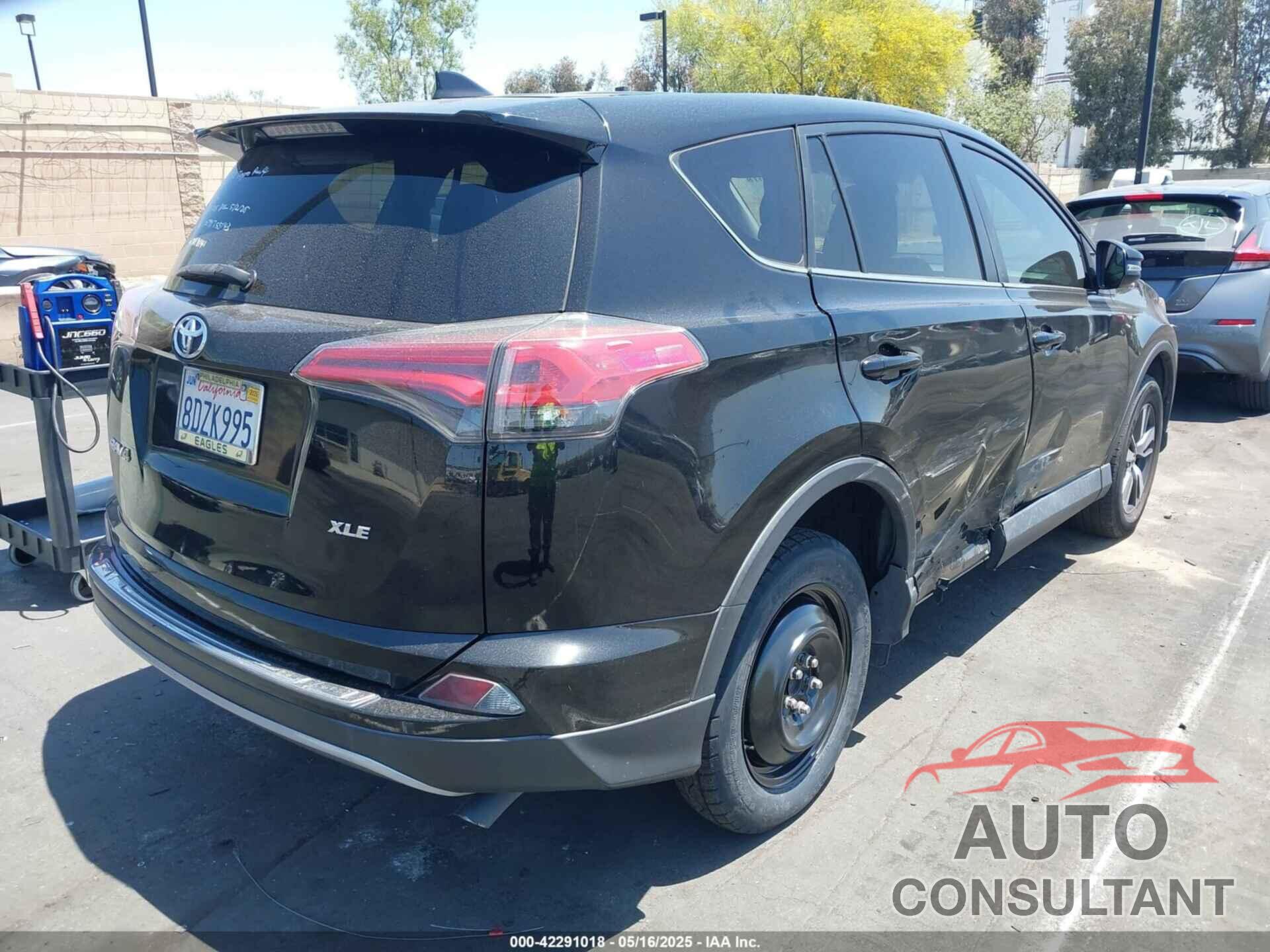 TOYOTA RAV4 2018 - 2T3WFREV1JW450514