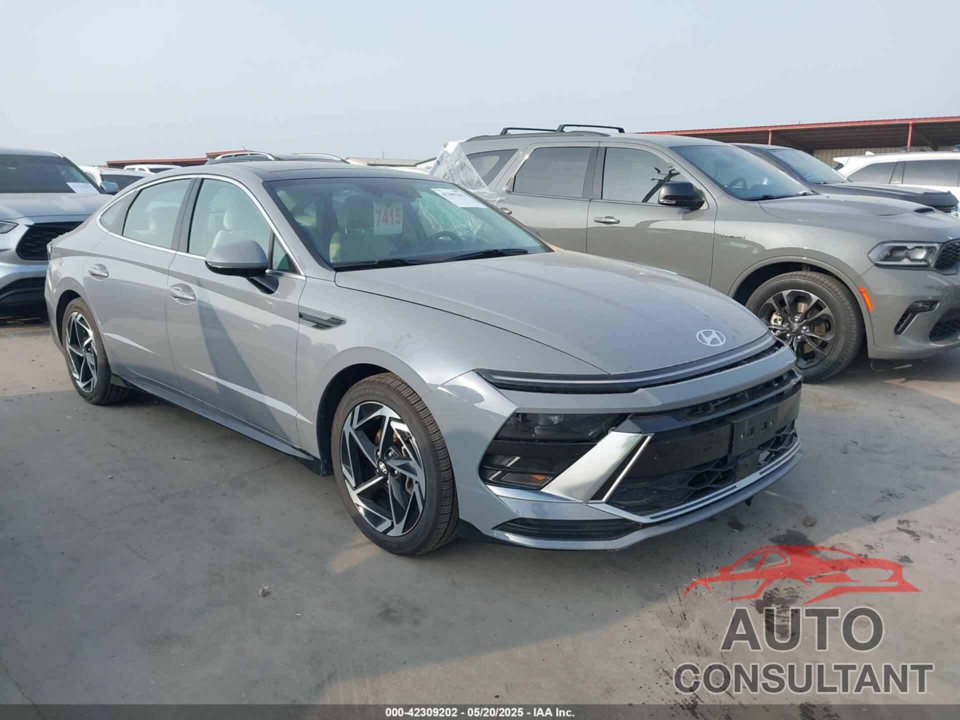 HYUNDAI SONATA 2024 - KMHL14JA2RA350015
