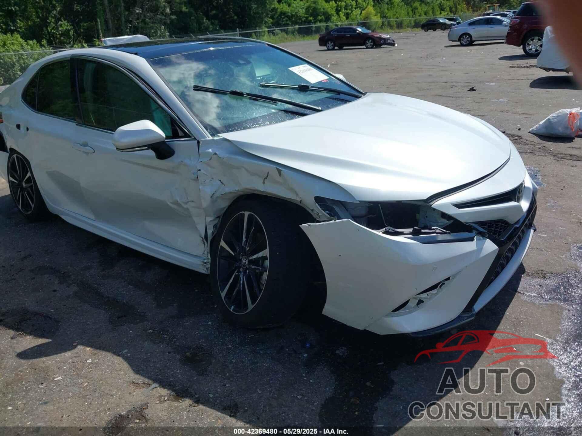 TOYOTA CAMRY 2018 - 4T1B61HKXJU127699