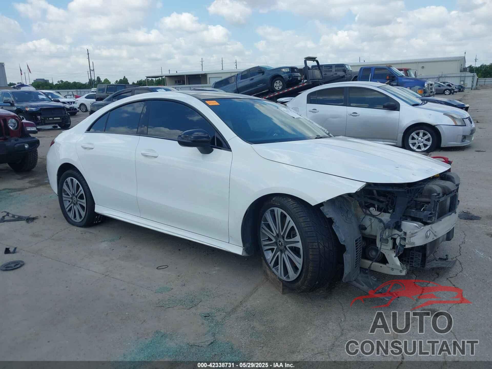MERCEDES-BENZ CLA 250 2020 - W1K5J4GB4LN102187