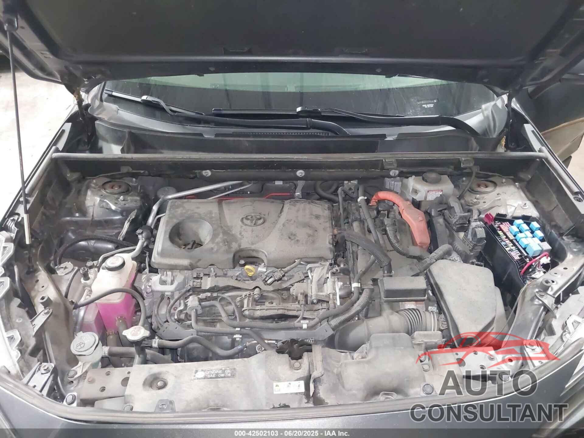TOYOTA RAV4 HYBRID 2019 - JTMMWRFV8KD036053