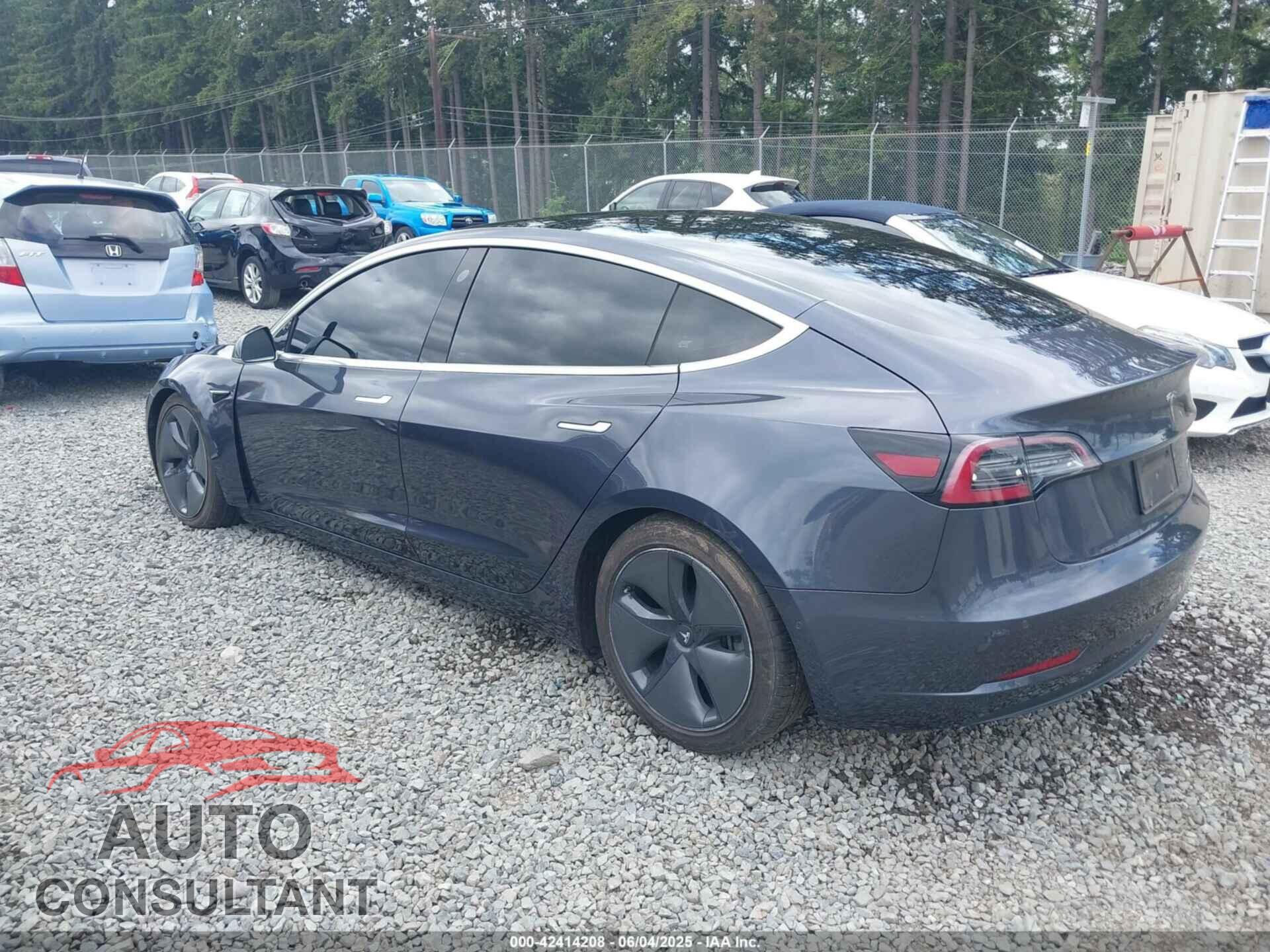 TESLA MODEL 3 2019 - 5YJ3E1EB7KF482310