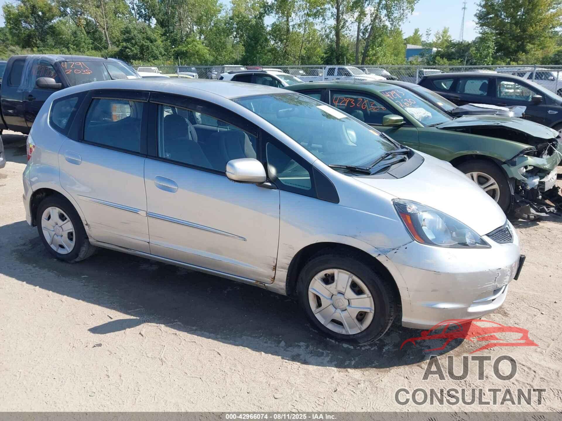HONDA FIT 2012 - JHMGE8H38CC025341