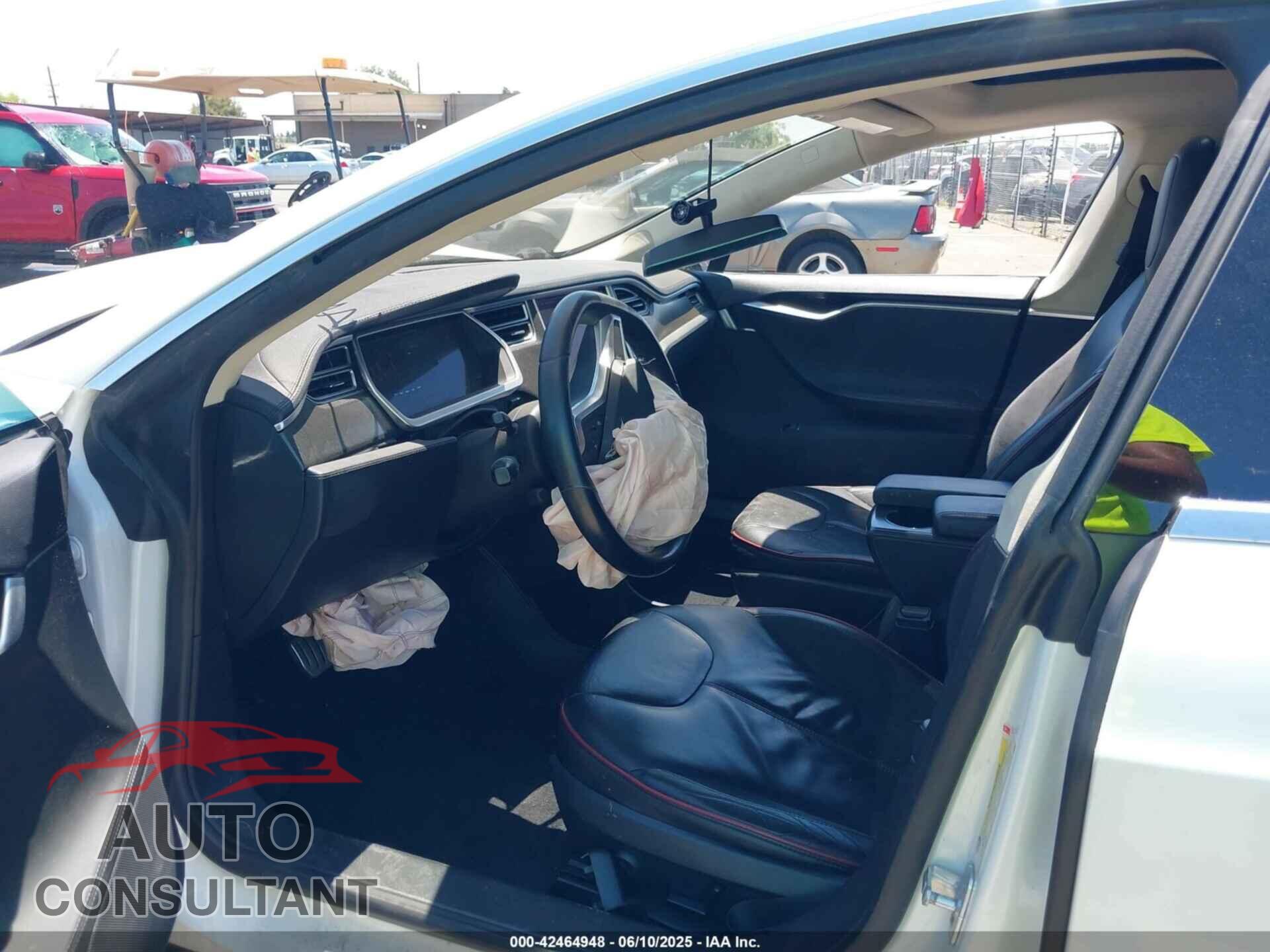 TESLA MODEL S 2013 - 5YJSA1DP6DFP26293