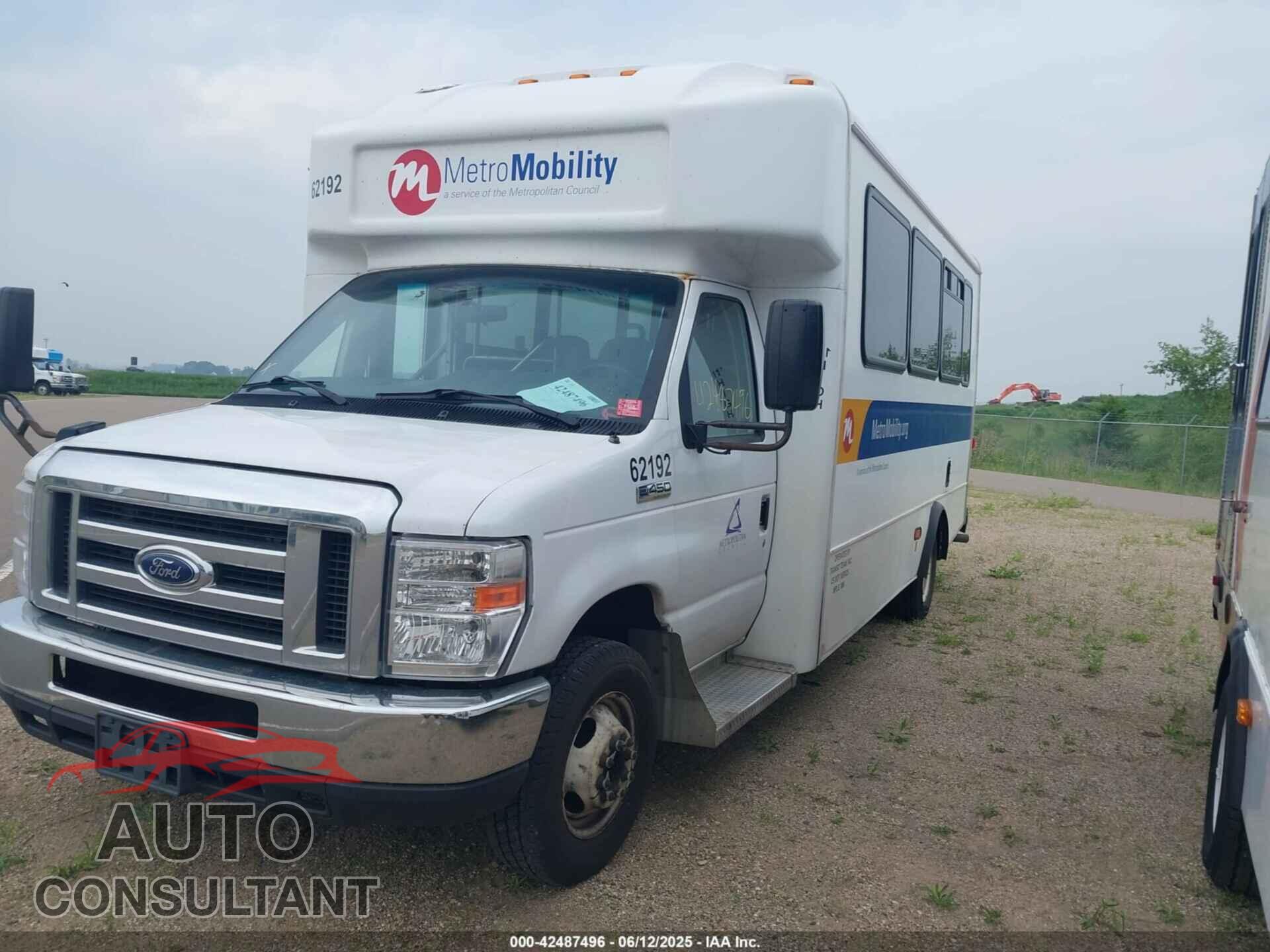 FORD E-450 CUTAWAY 2018 - 1FDFE4FS1JDC37906