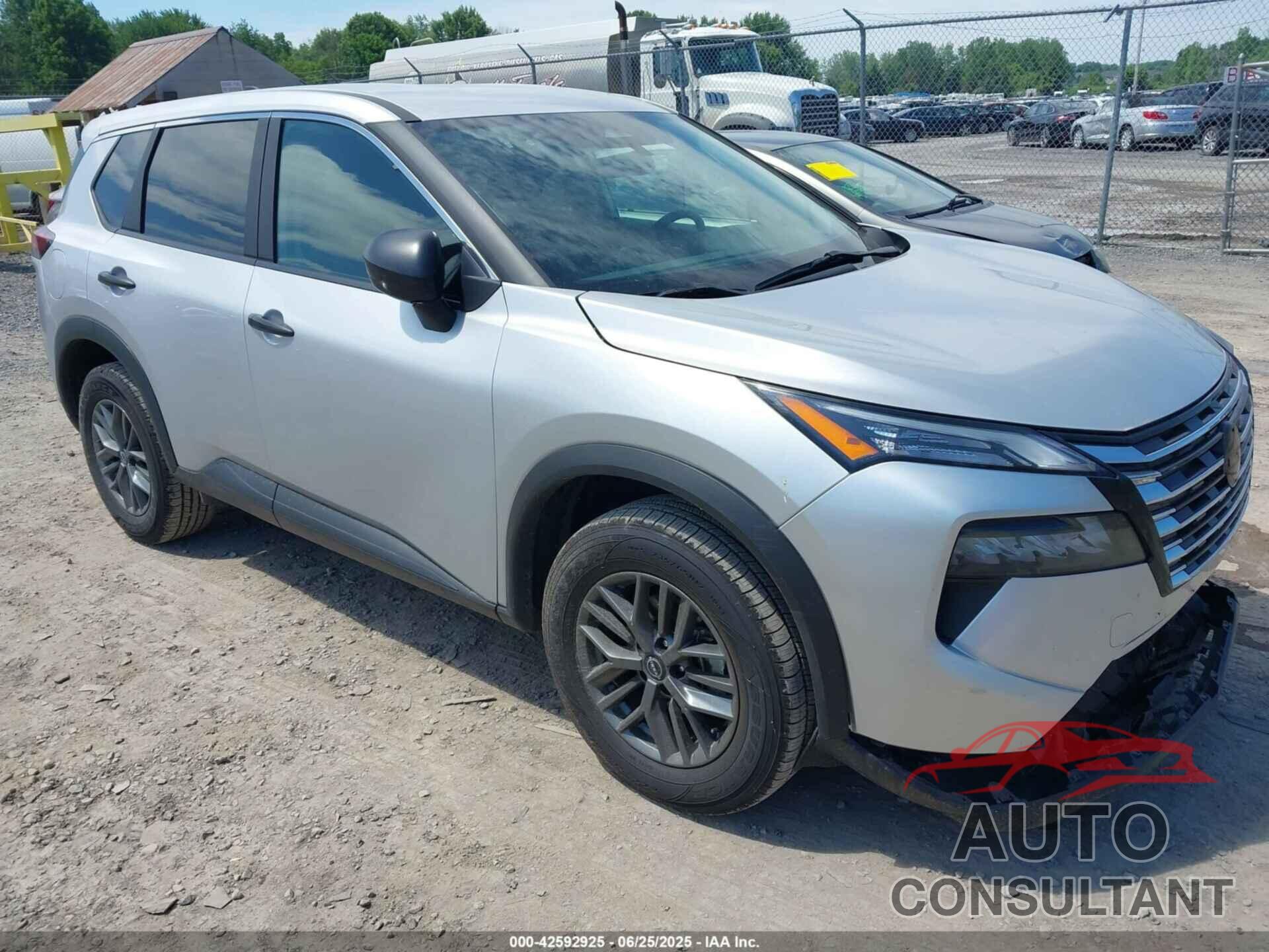 NISSAN ROGUE 2024 - 5N1BT3AA8RC711137