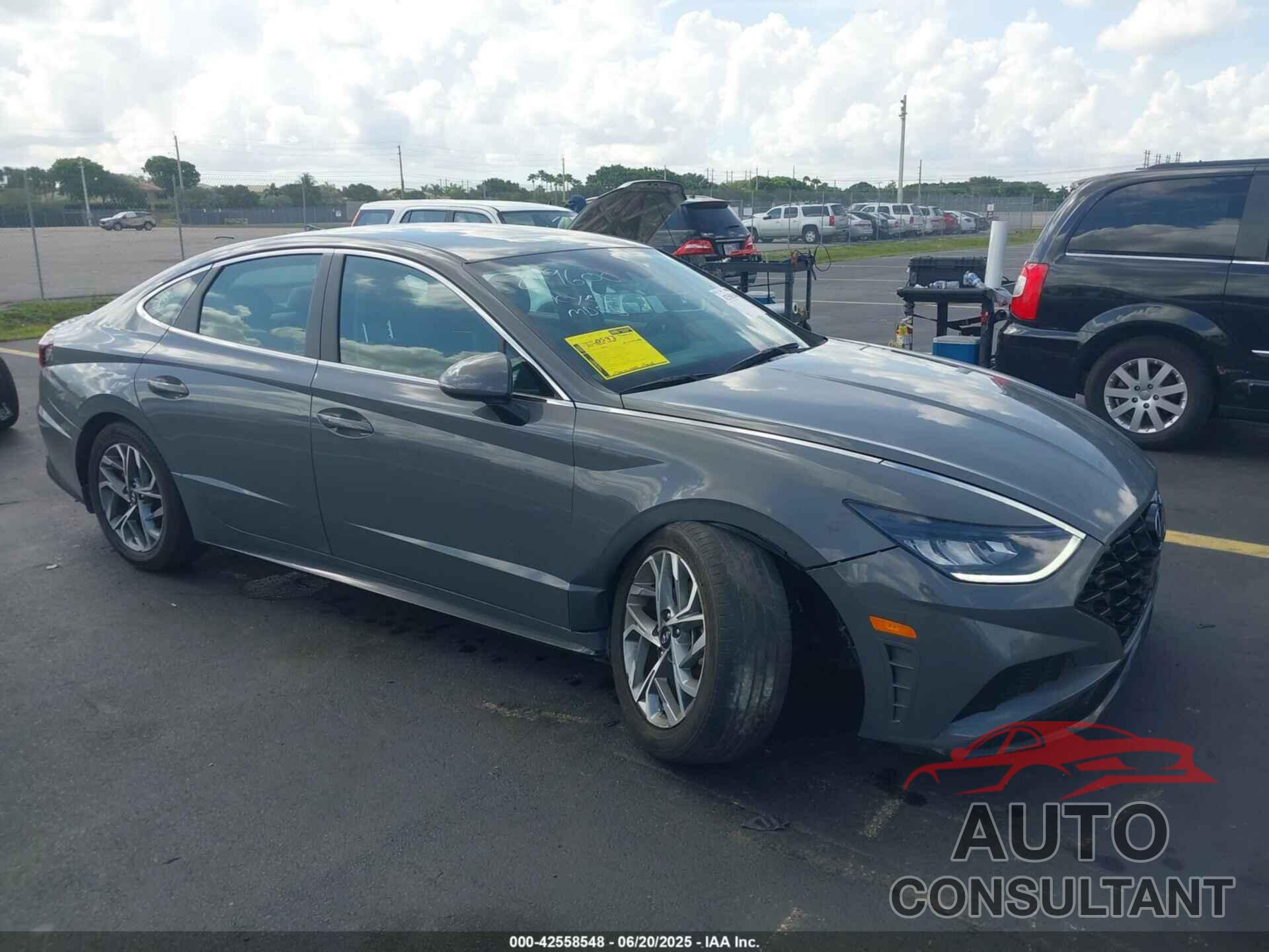 HYUNDAI SONATA 2022 - KMHL64JA0NA219600