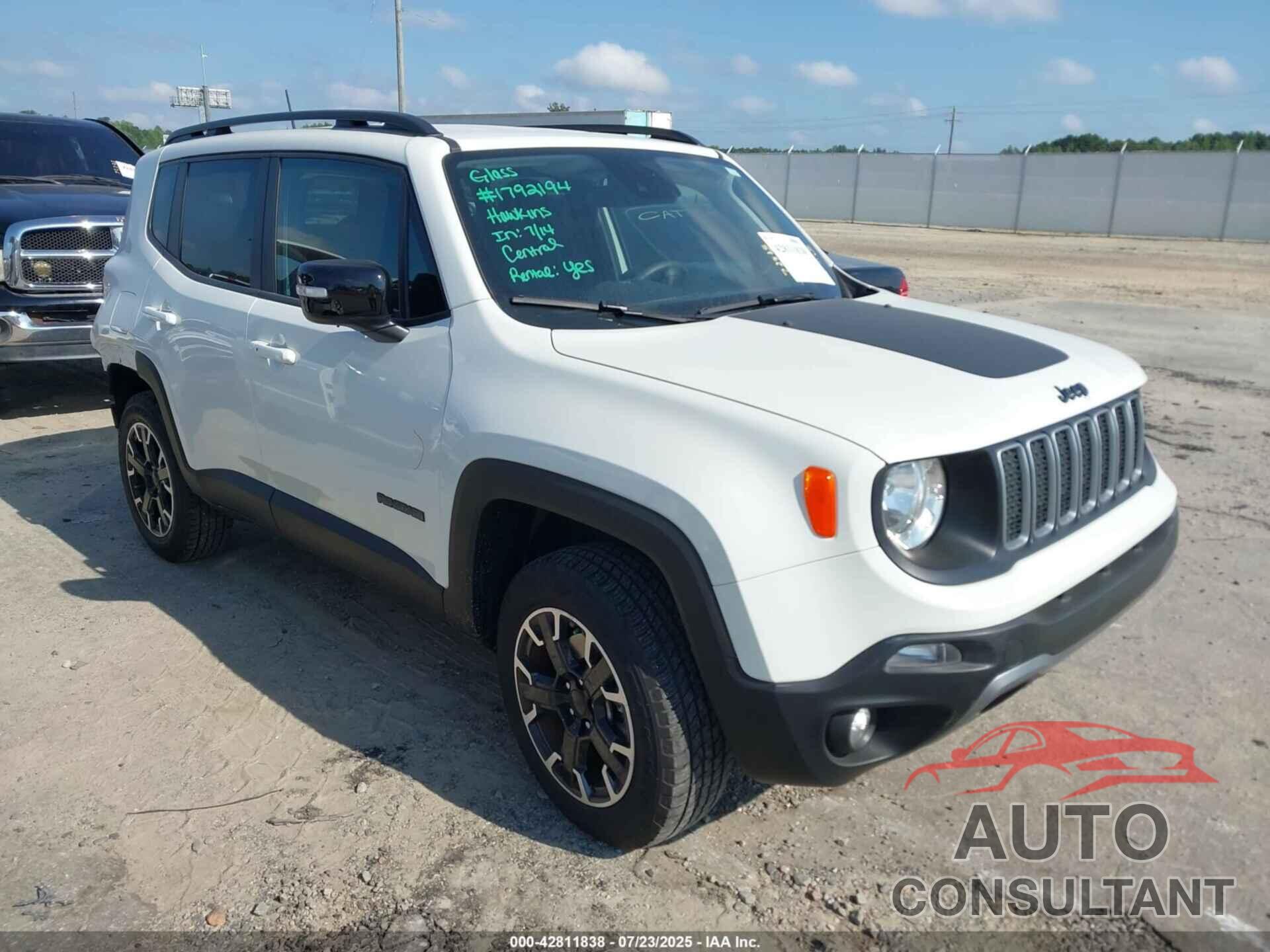 JEEP RENEGADE 2023 - ZACNJDB14PPP35730
