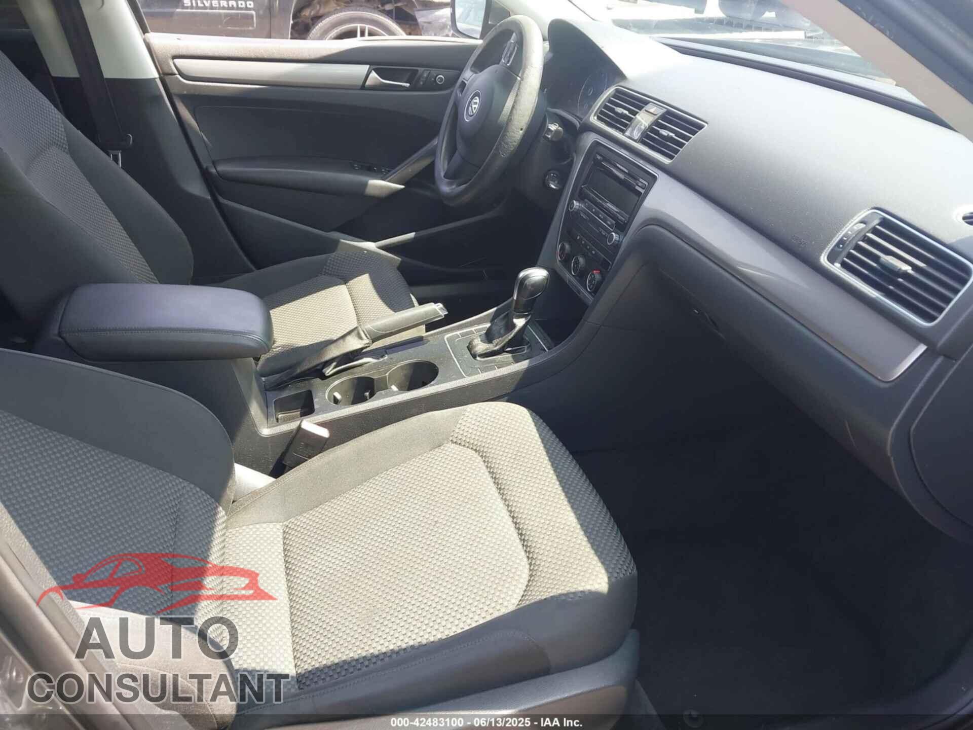 VOLKSWAGEN PASSAT 2014 - 1VWAP7A3XEC003928