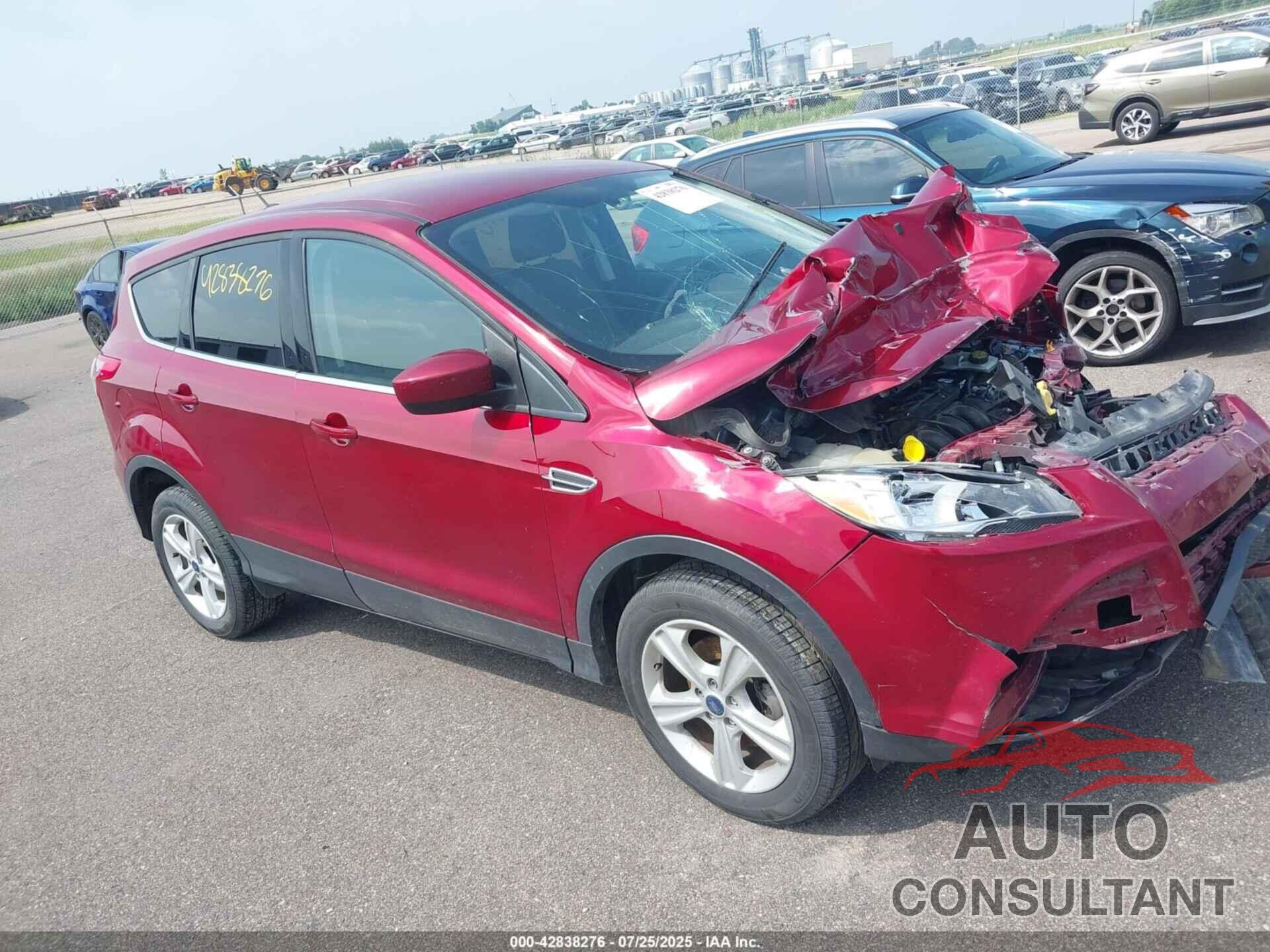 FORD ESCAPE 2016 - 1FMCU0G70GUC77749