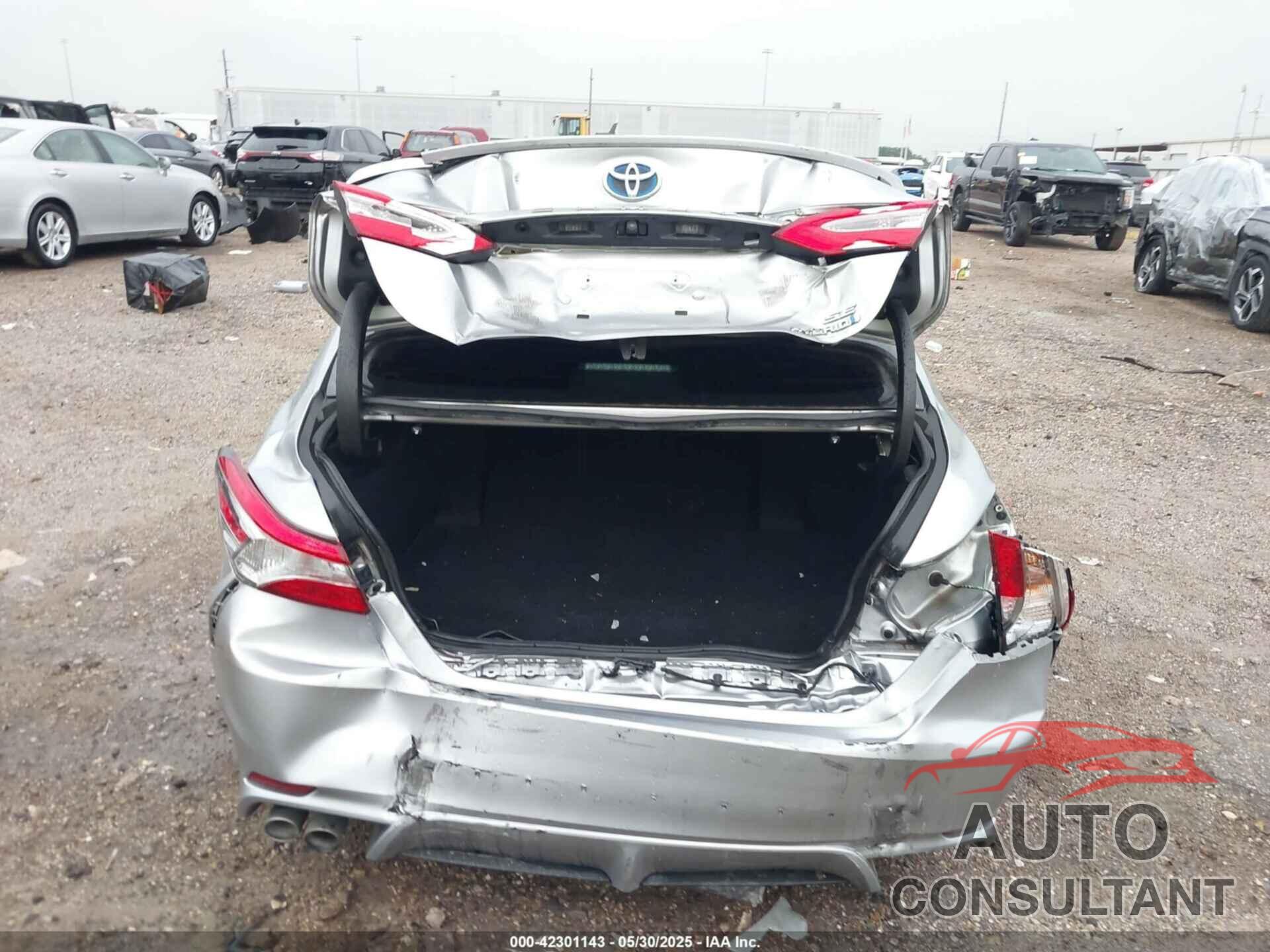 TOYOTA CAMRY HYBRID 2019 - 4T1B21HK8KU012077