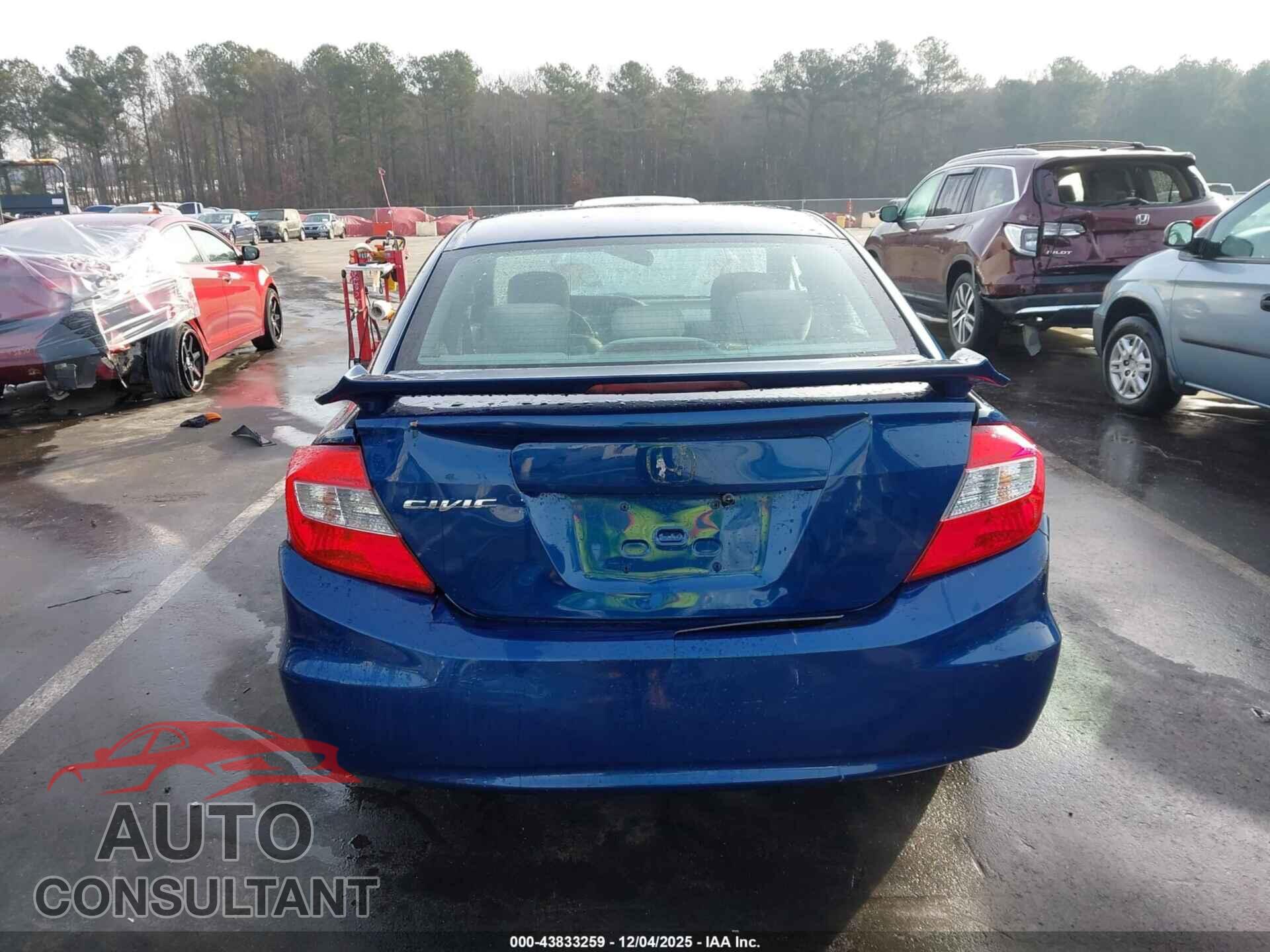HONDA CIVIC 2012 - 2HGFB2F55CH533367