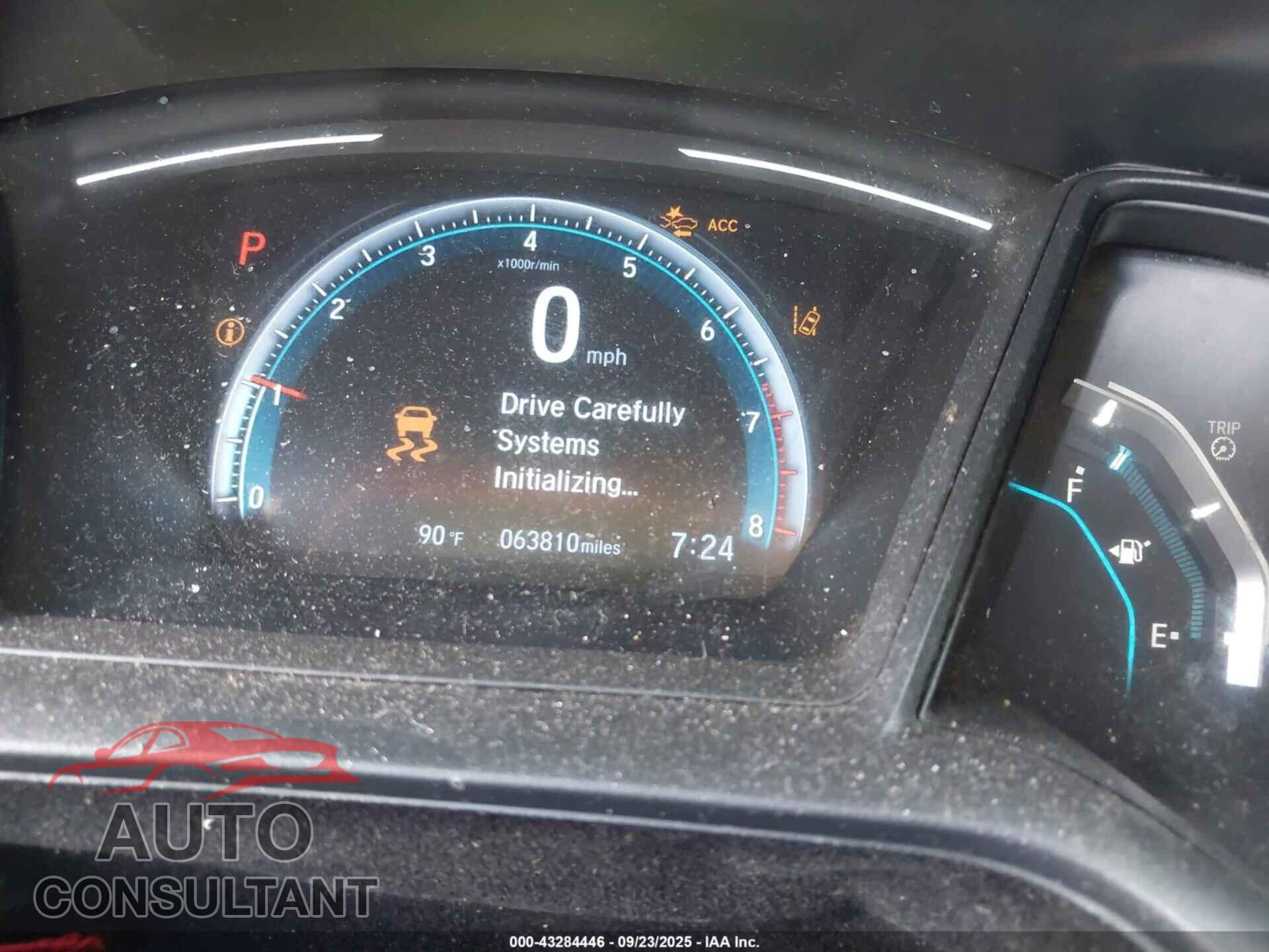 HONDA CIVIC 2019 - 2HGFC2F60KH588765