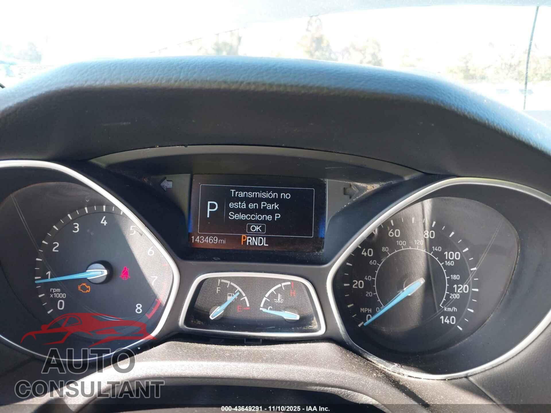 FORD FOCUS 2015 - 1FADP3E28FL346027
