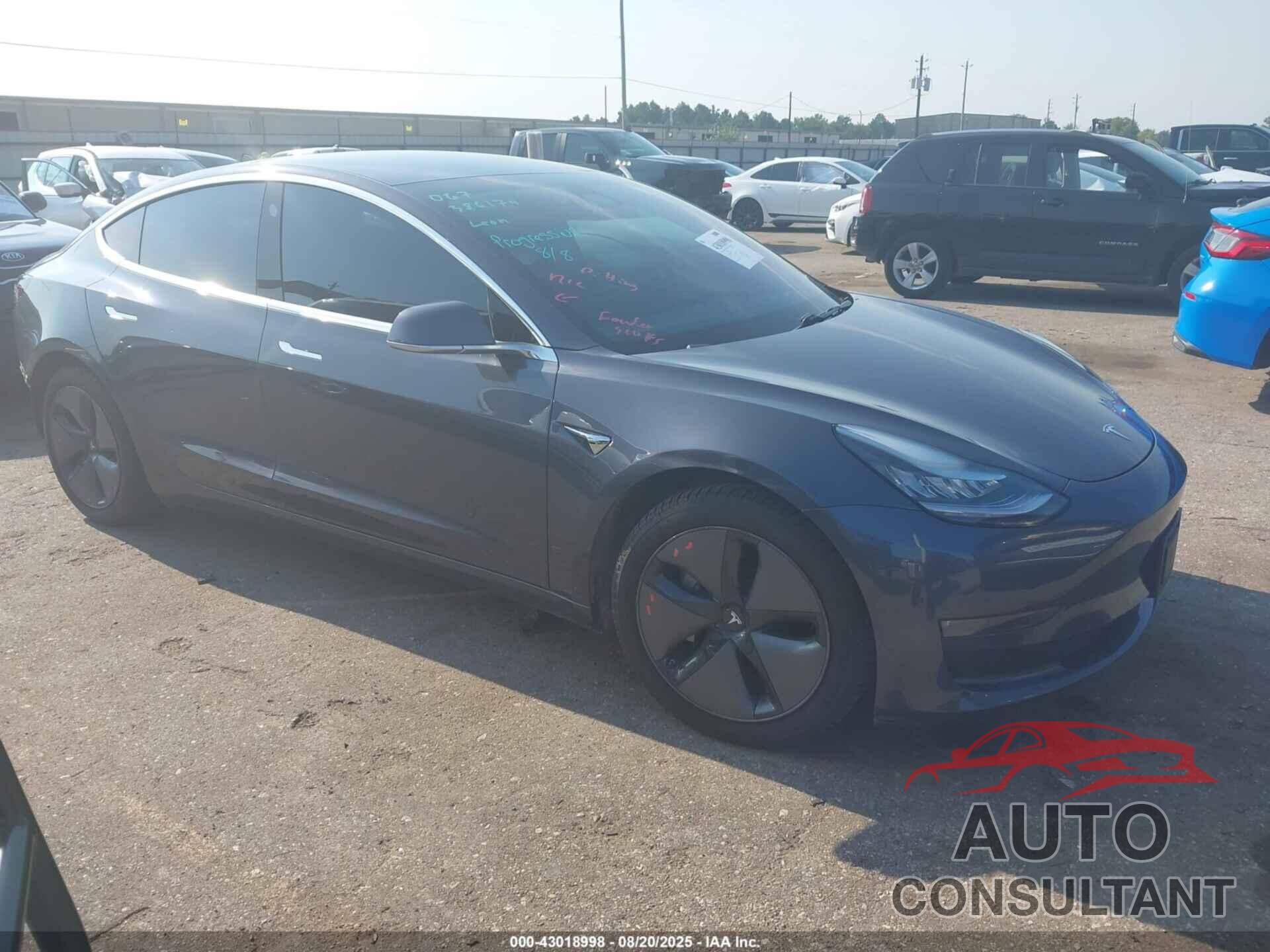 TESLA MODEL 3 2019 - 5YJ3E1EB5KF386174