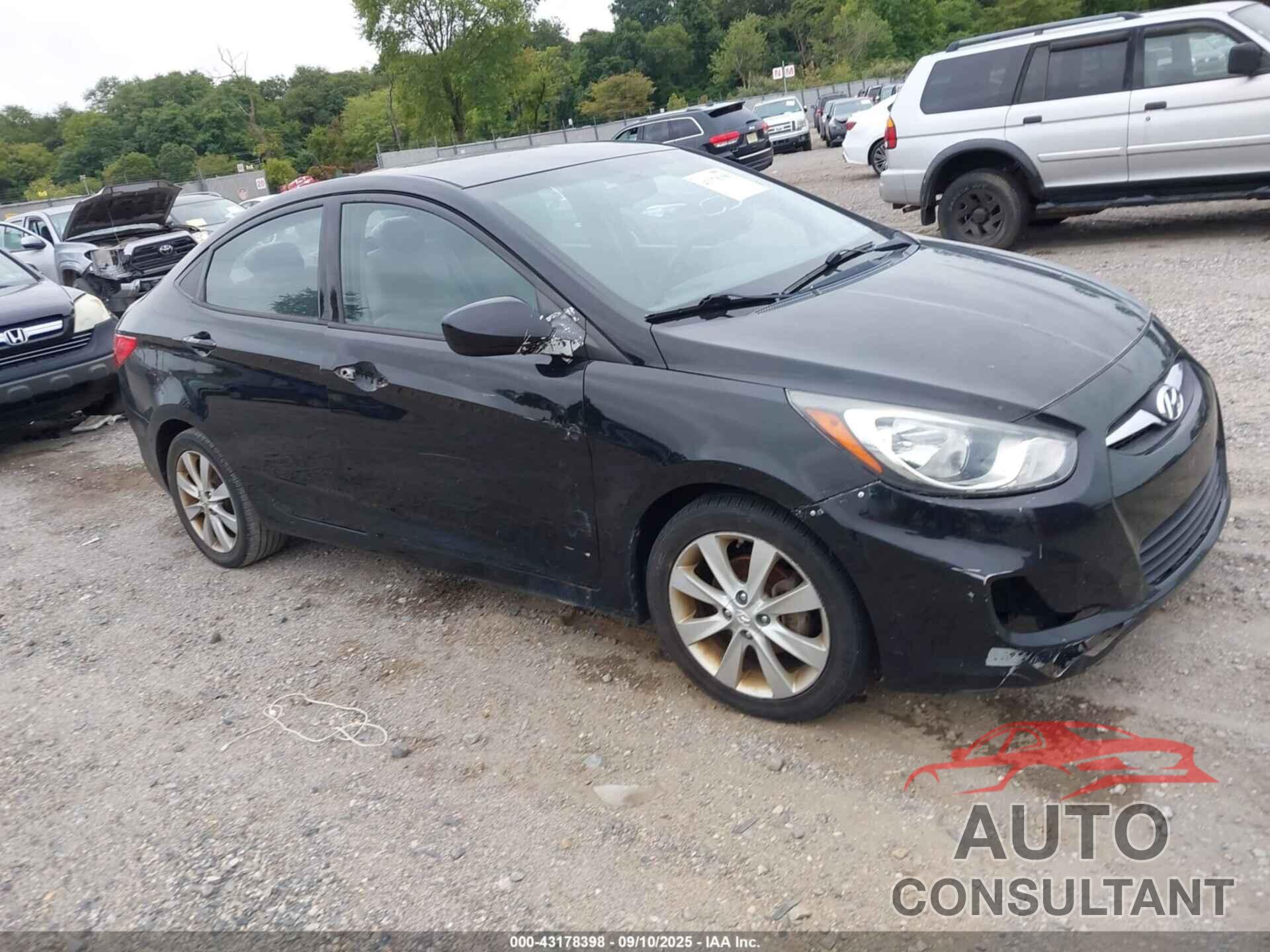 HYUNDAI ACCENT 2013 - KMHCU4AE0DU445299