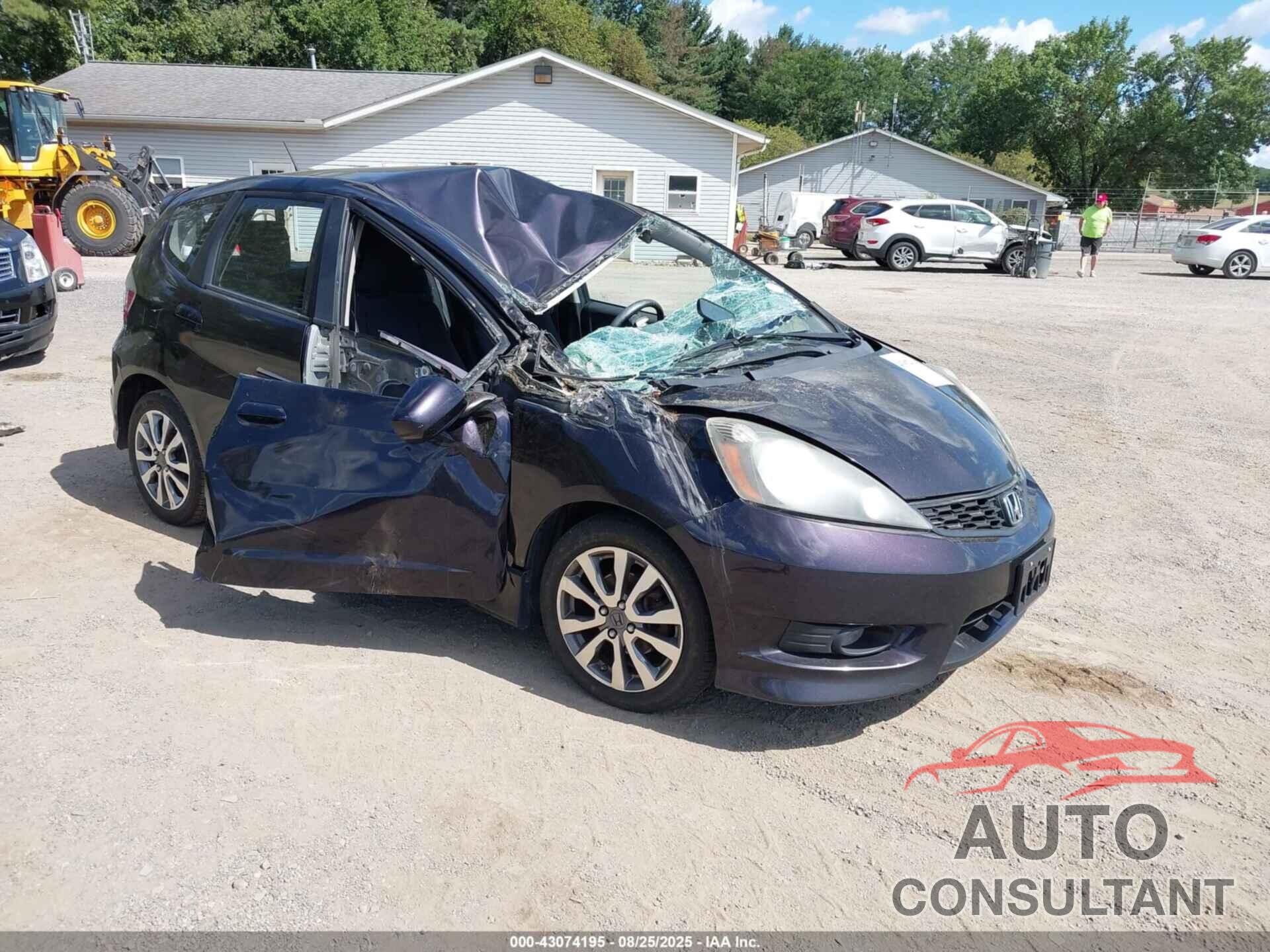 HONDA FIT 2013 - JHMGE8H53DC062929