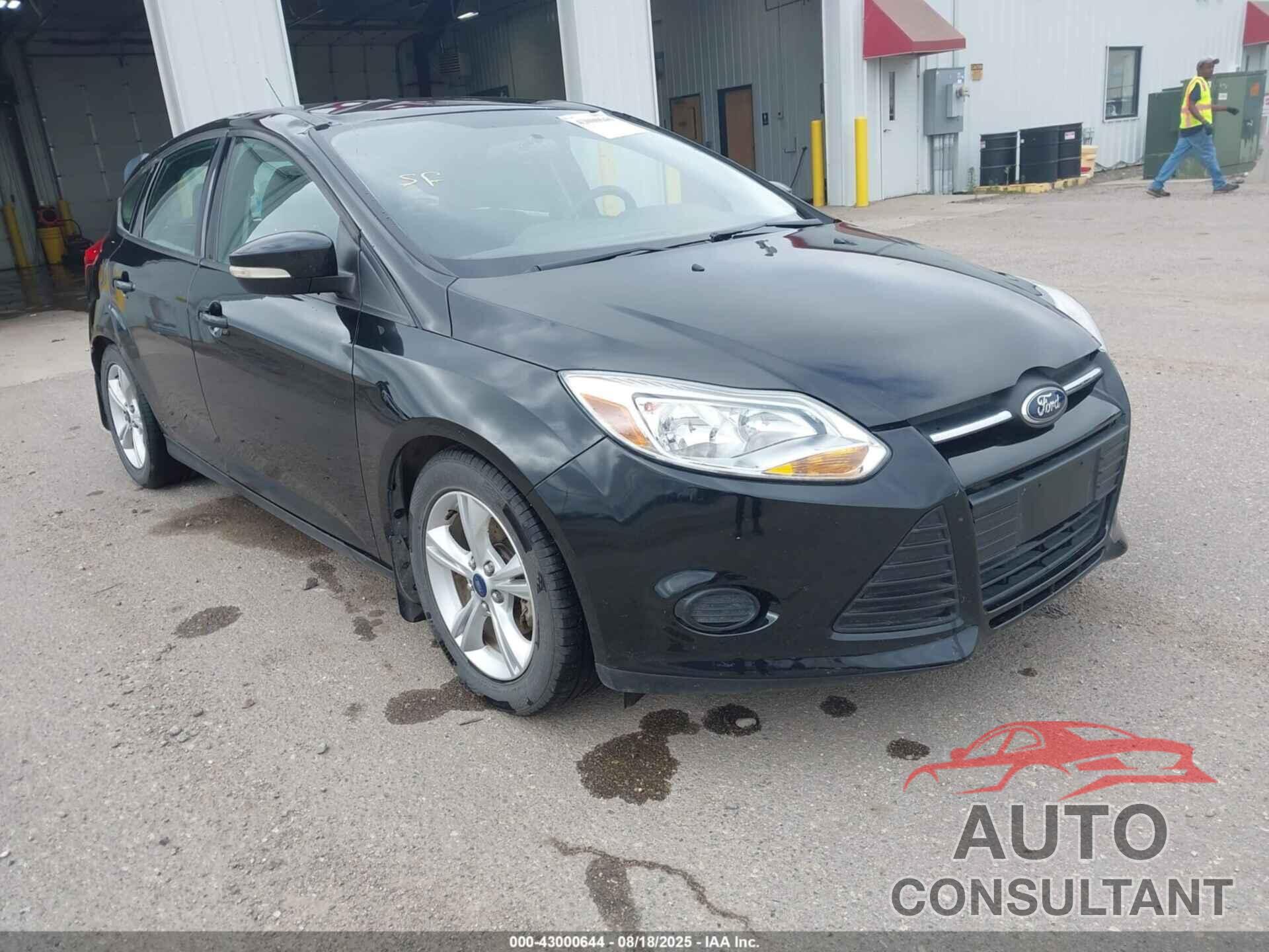 FORD FOCUS 2014 - 1FADP3K28EL341199