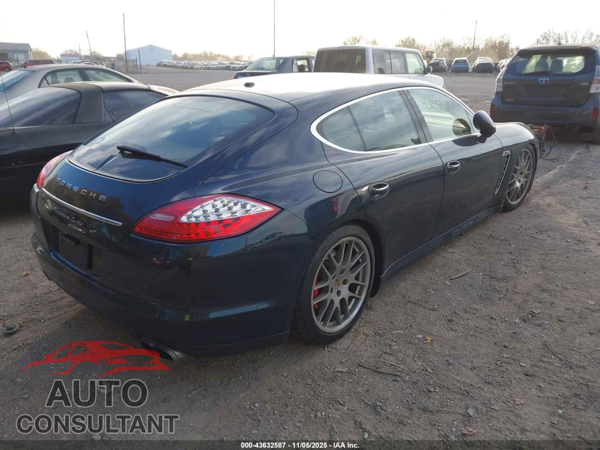 PORSCHE PANAMERA 2012 - WP0AC2A7XCL090621