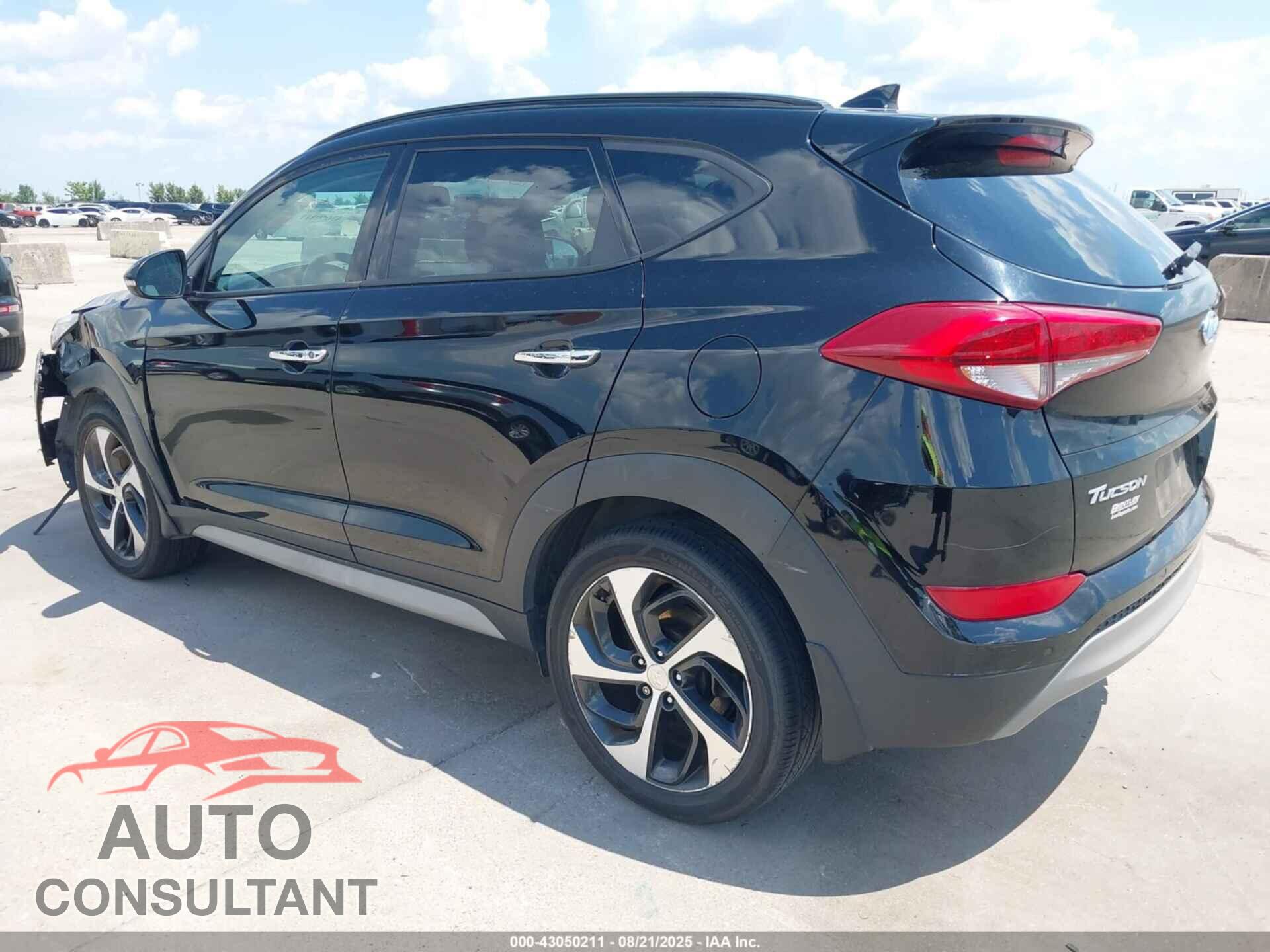 HYUNDAI TUCSON 2017 - KM8J33A22HU365437