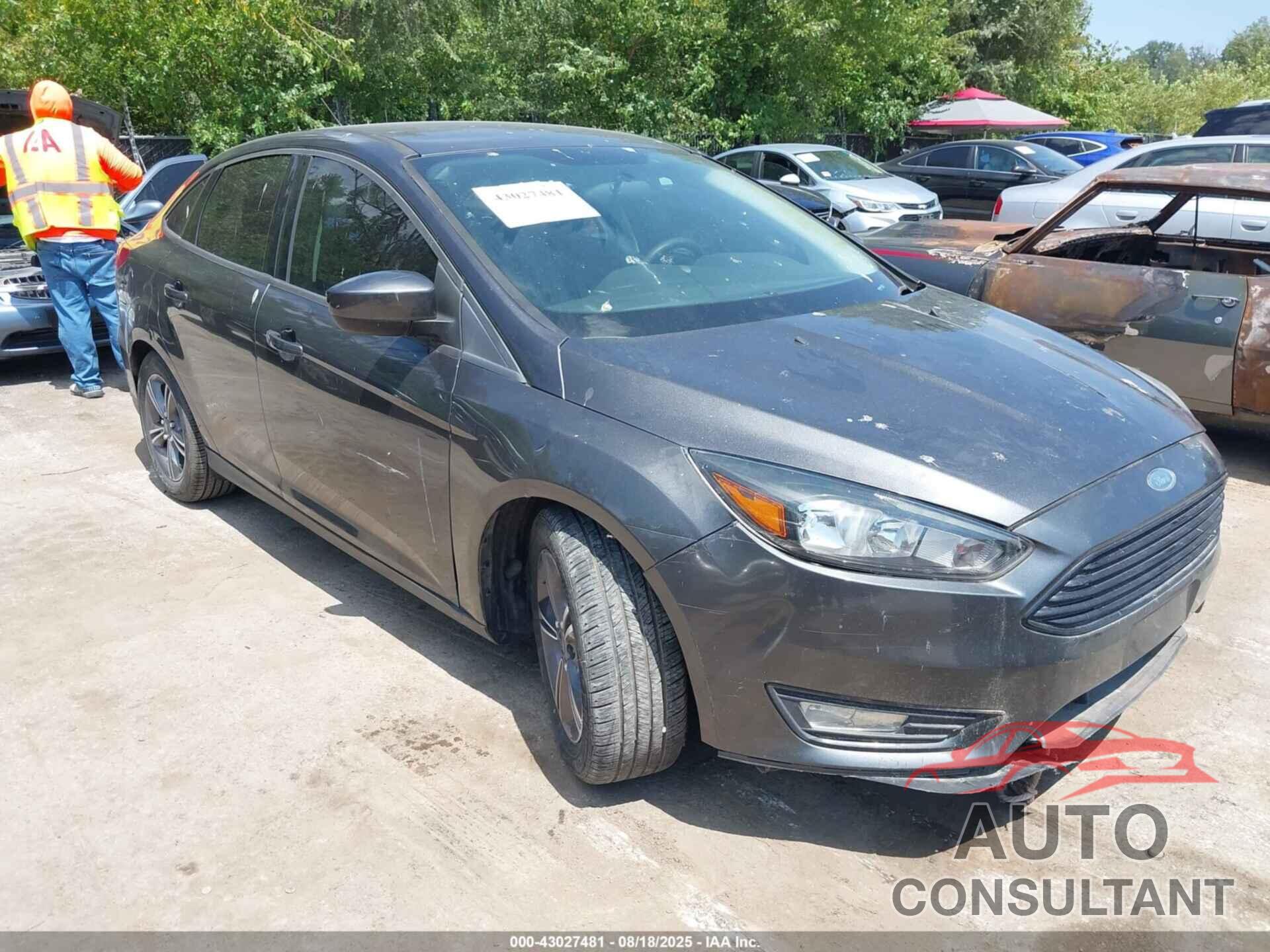 FORD FOCUS 2018 - 1FADP3FE2JL259581
