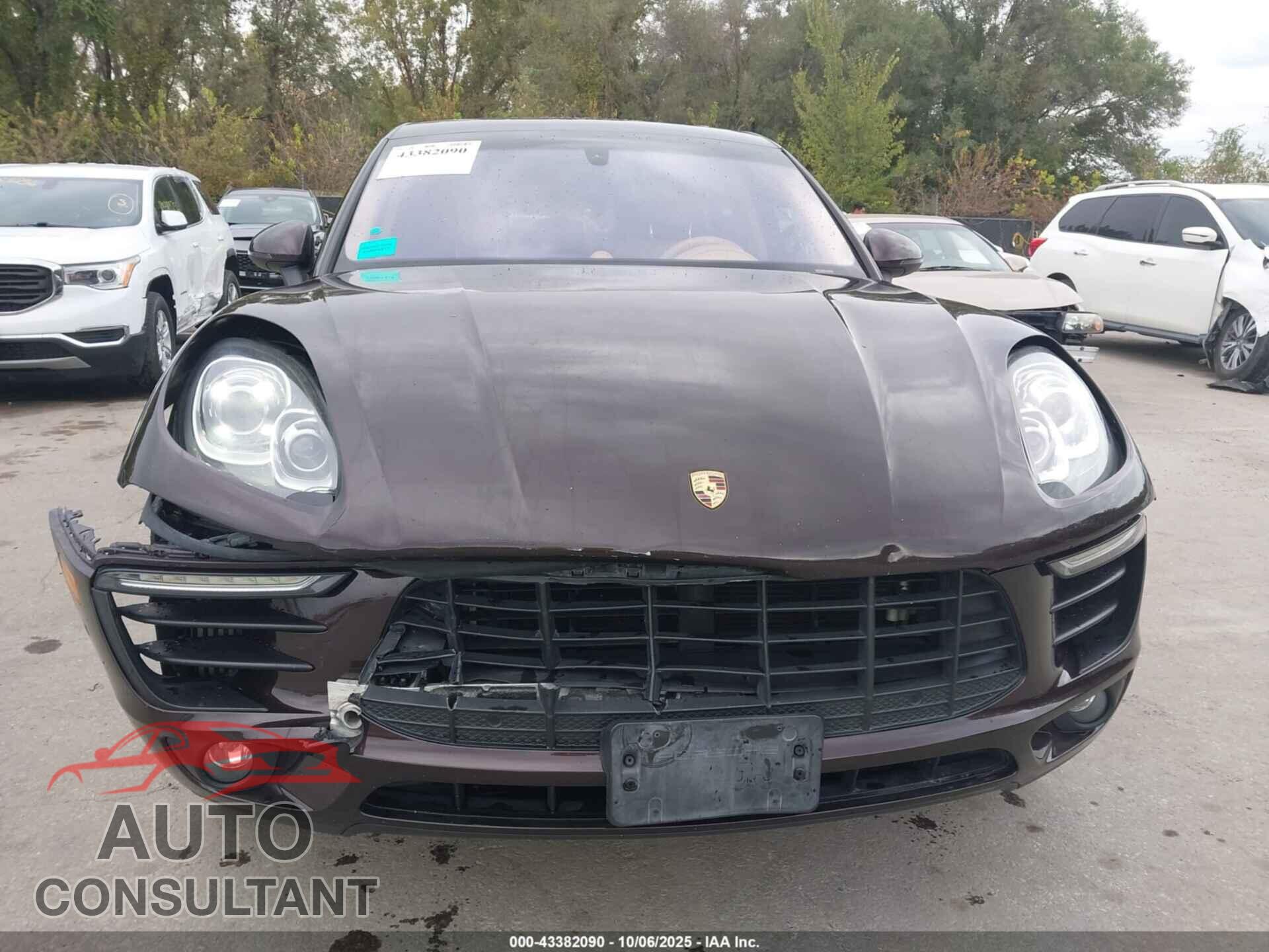 PORSCHE MACAN 2015 - WP1AB2A57FLB61696