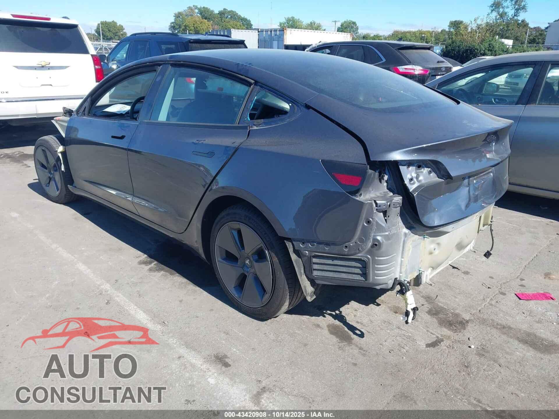 TESLA MODEL 3 2022 - 5YJ3E1EB0NF276945