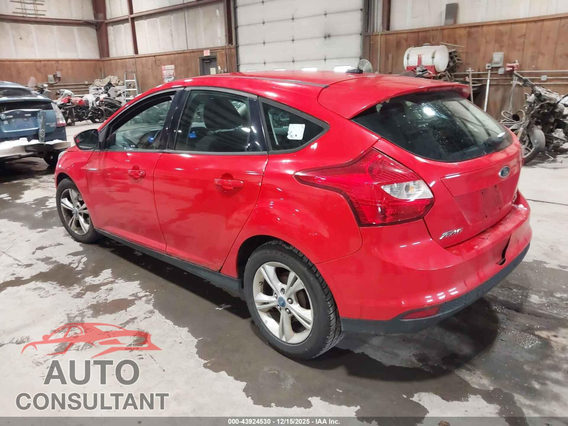 FORD FOCUS 2013 - 1FADP3K2XDL171250