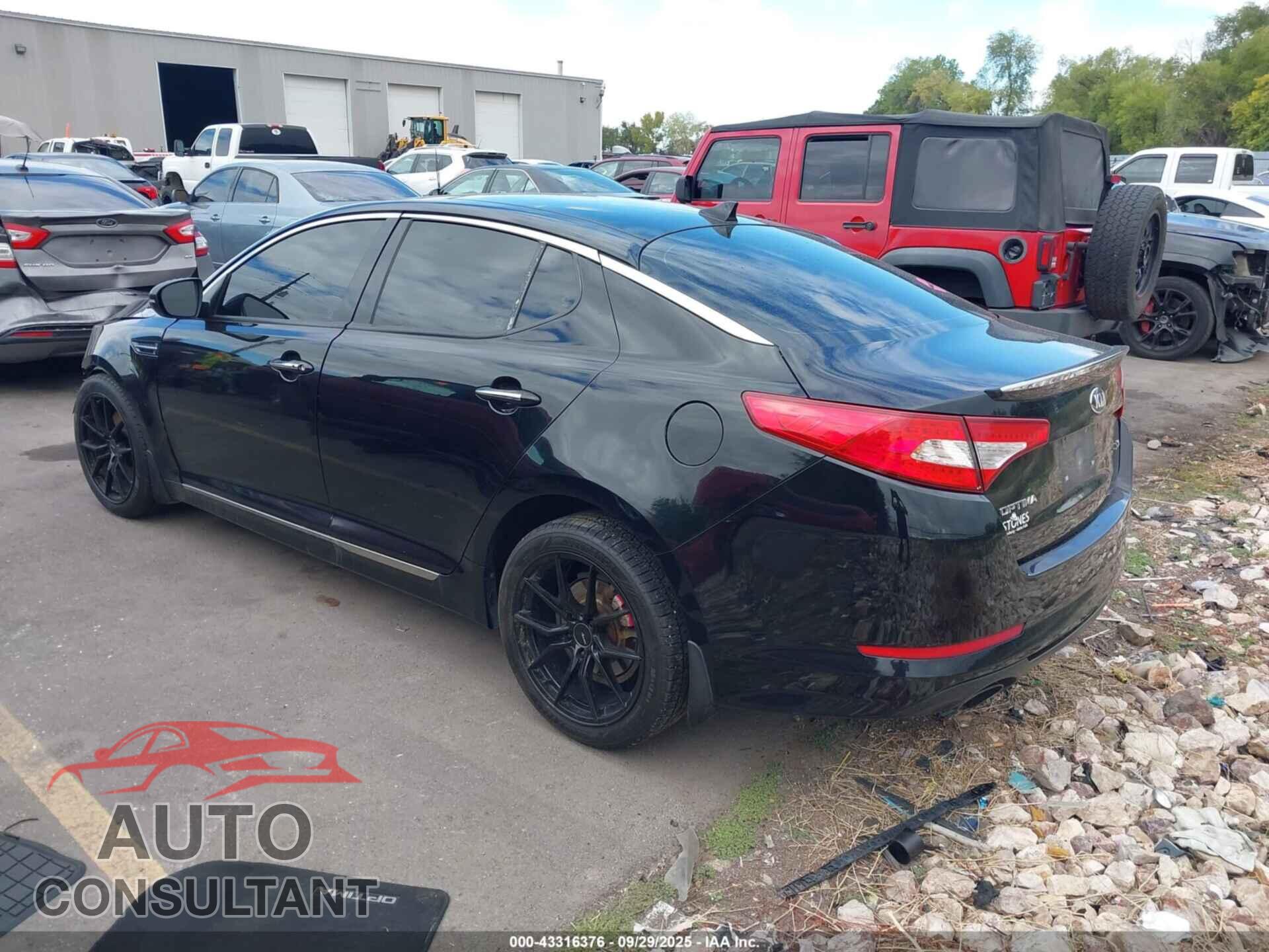 KIA OPTIMA 2013 - 5XXGR4A62DG182562