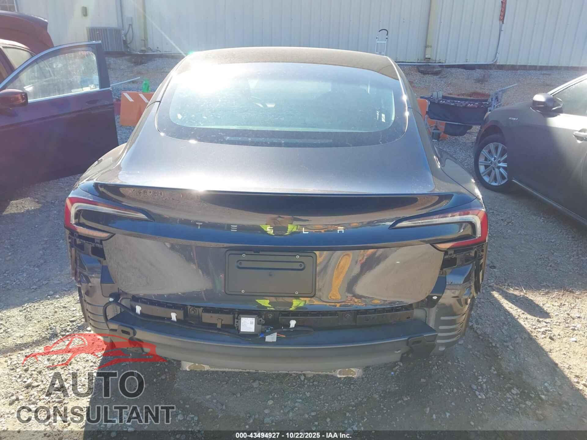 TESLA MODEL 3 2025 - 5YJ3E1EA9SF057811
