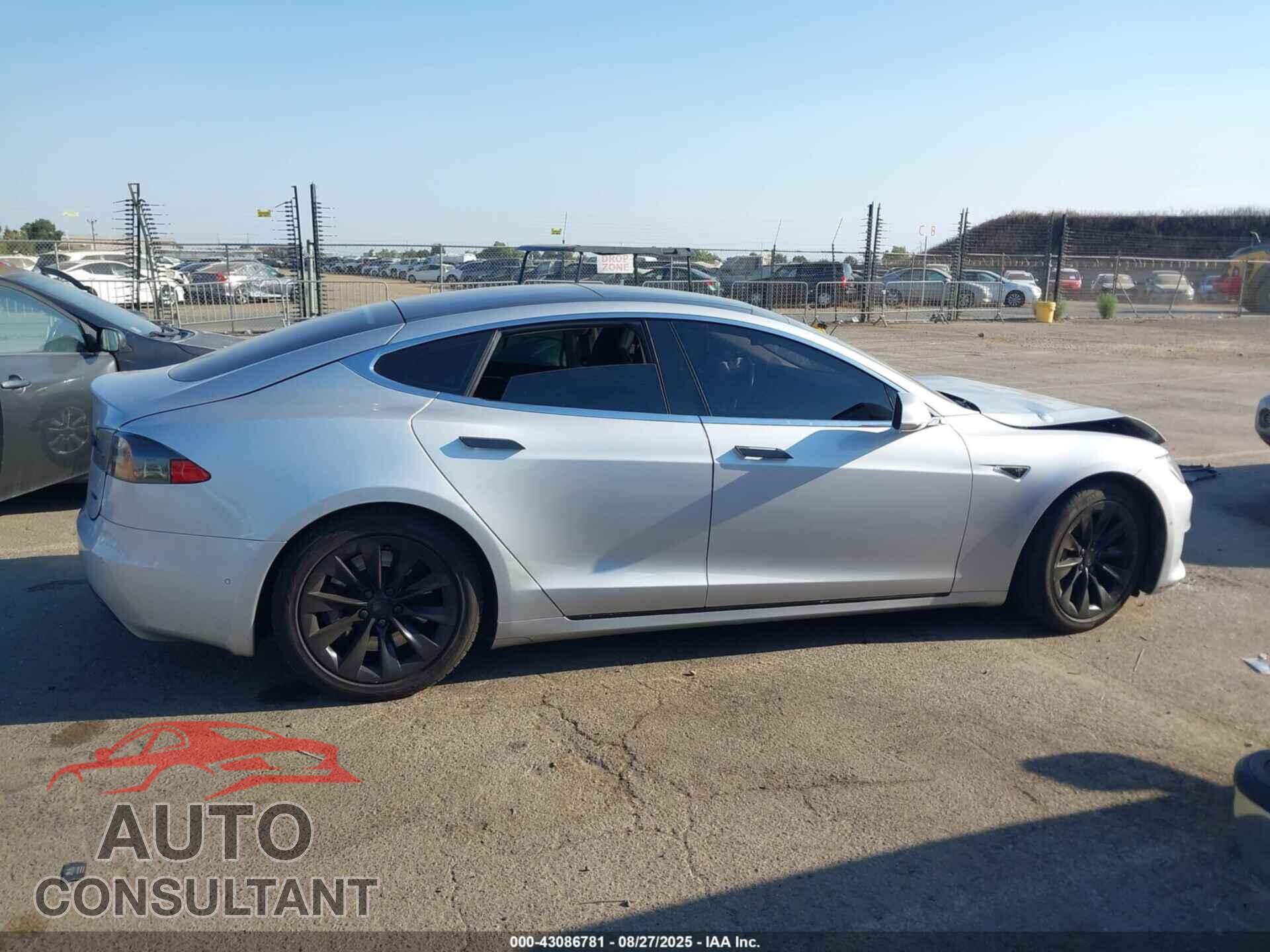 TESLA MODEL S 2016 - 5YJSA1E25GF151367