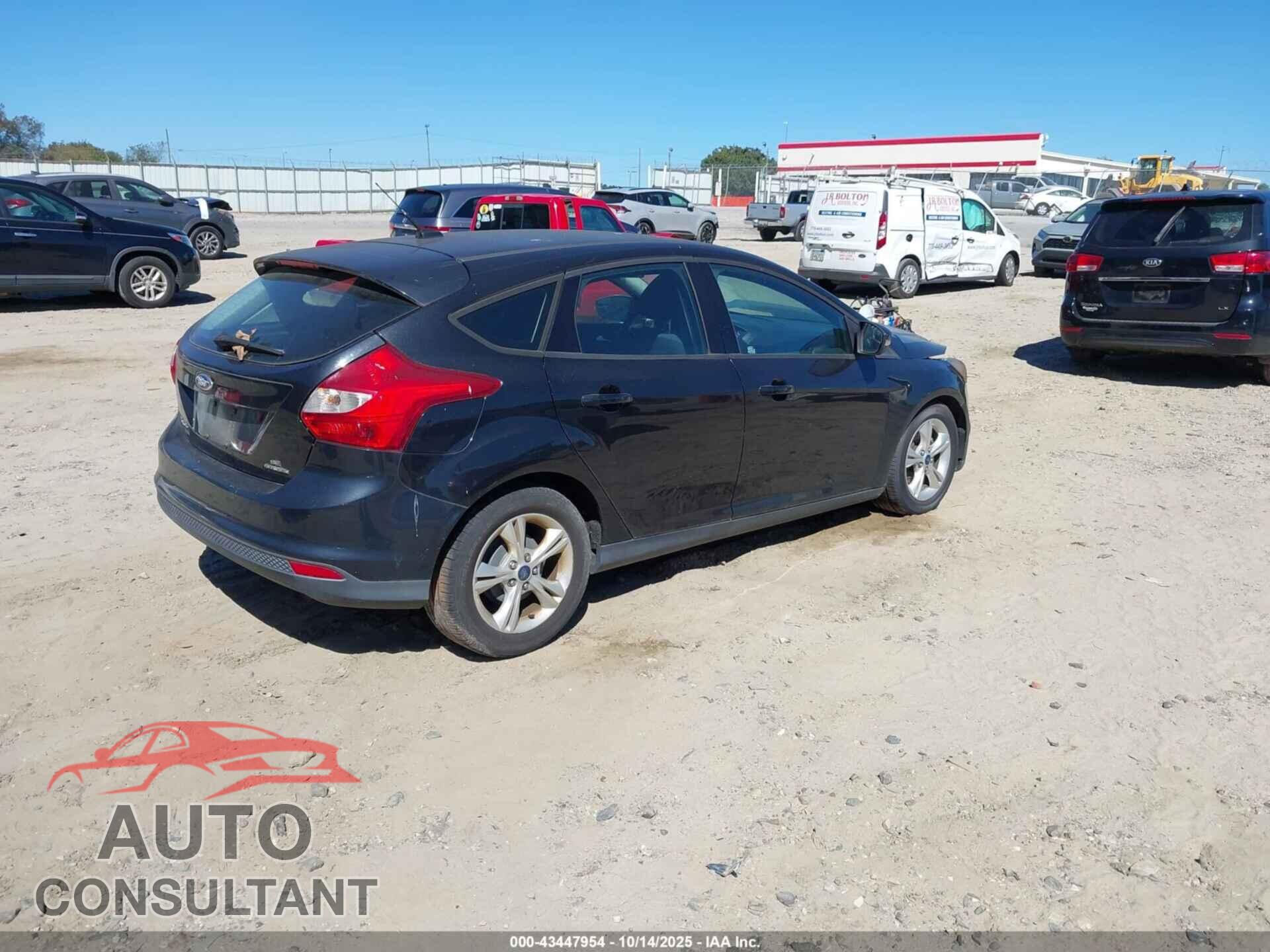 FORD FOCUS 2013 - 1FADP3K28DL330685