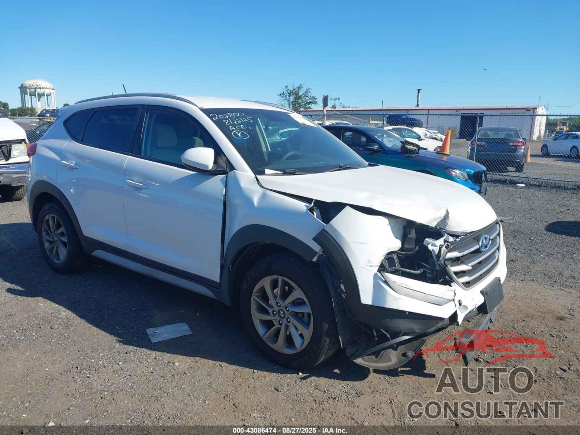 HYUNDAI TUCSON 2017 - KM8J3CA45HU551524