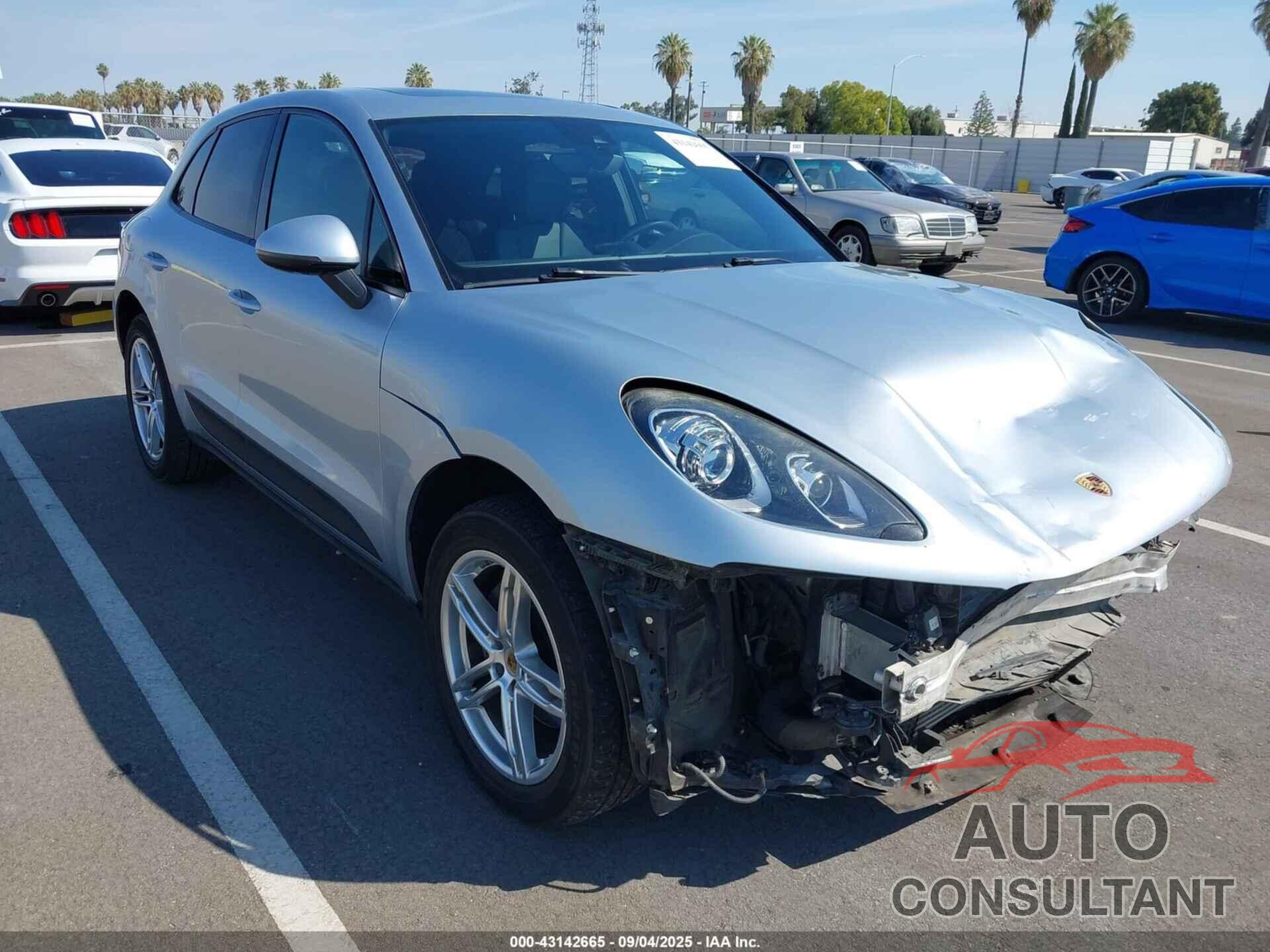 PORSCHE MACAN 2017 - WP1AA2A54HLB02143