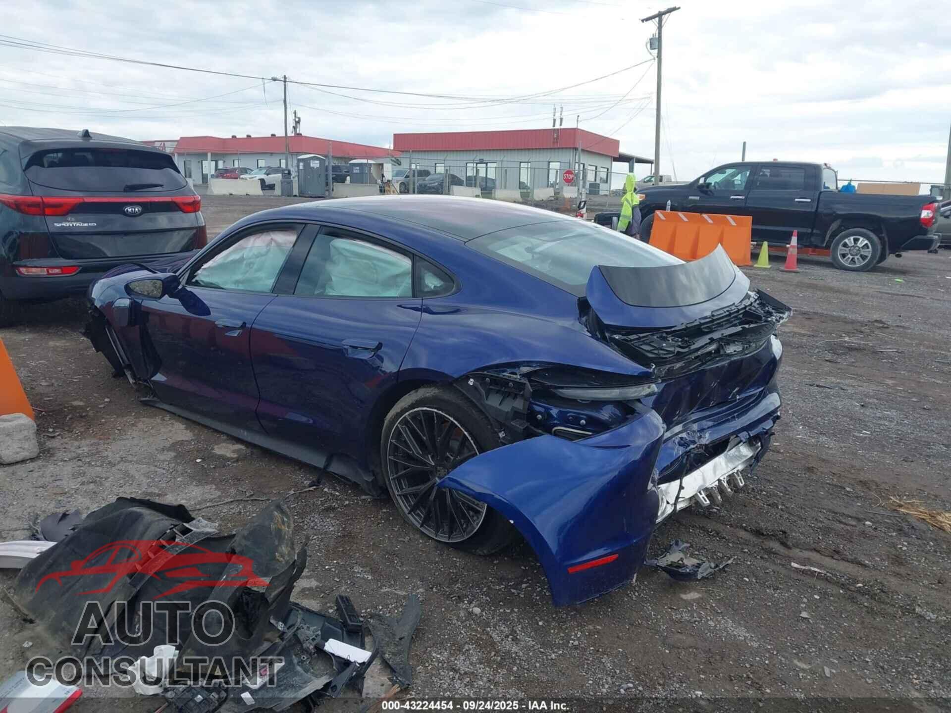 PORSCHE TAYCAN 2021 - WP0AA2Y16MSA17098