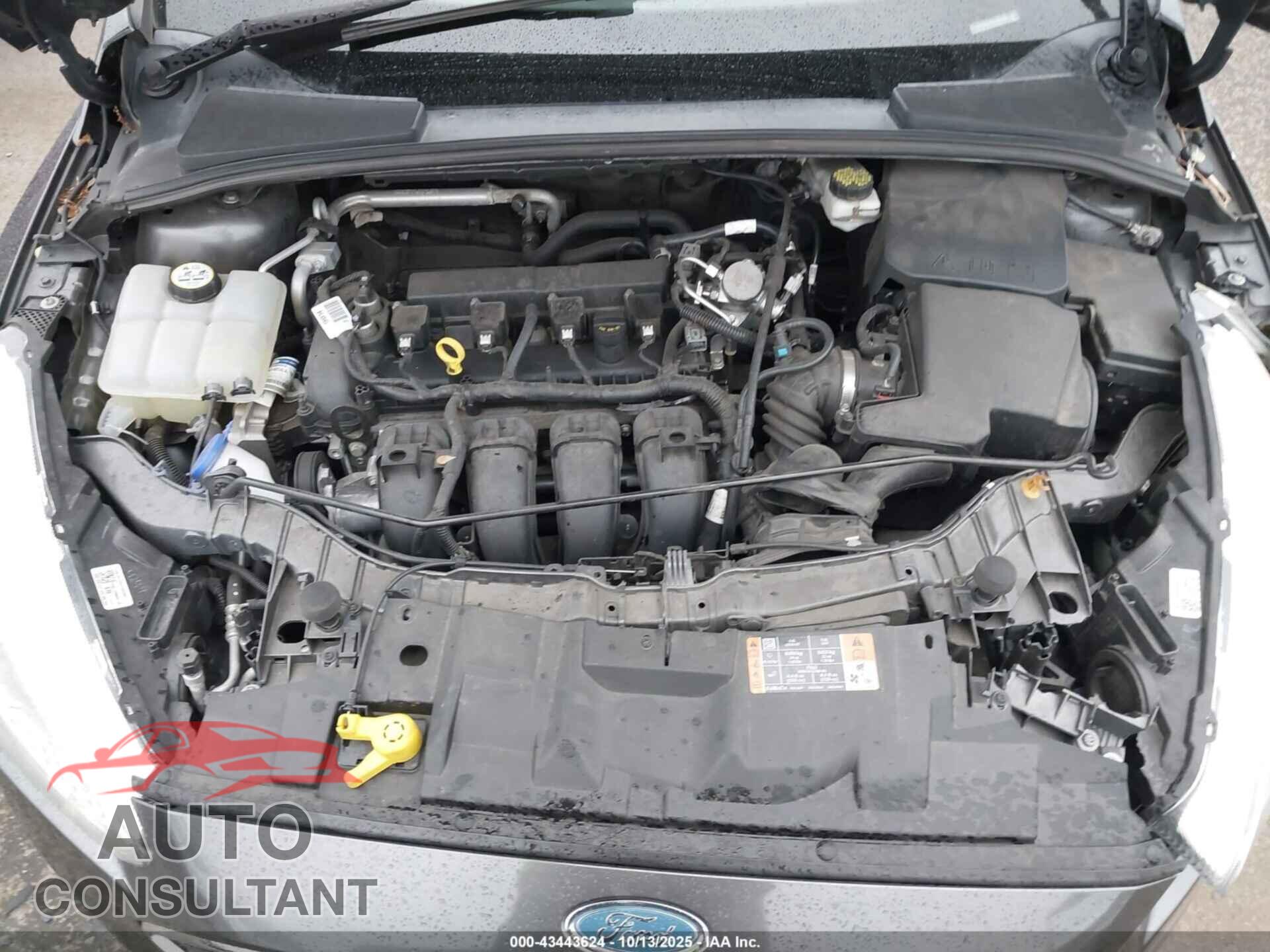 FORD FOCUS 2017 - 1FADP3E22HL329145