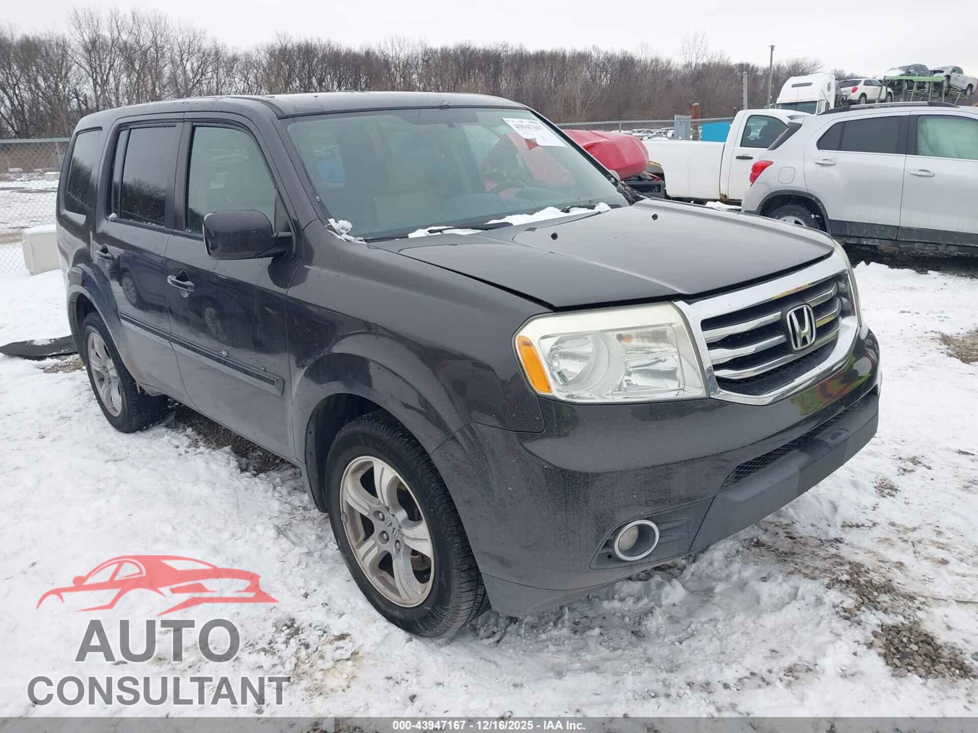 HONDA PILOT 2013 - 5FNYF4H44DB036166