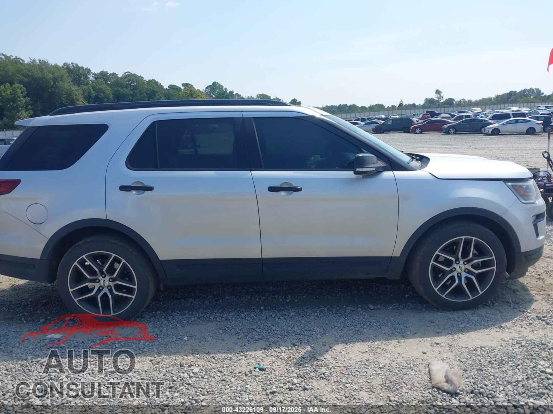 FORD EXPLORER 2018 - 1FM5K8GT1JGB15161