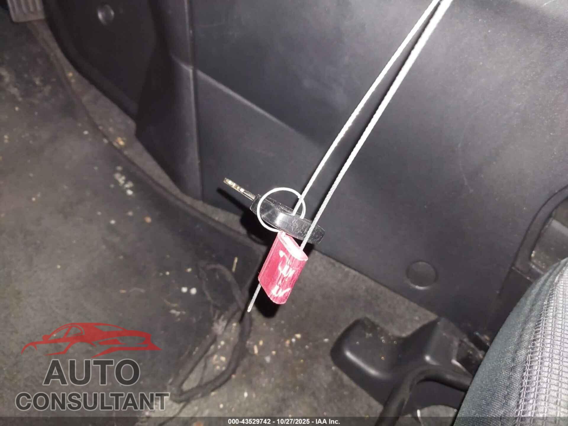 MAZDA MAZDA5 2010 - JM1CR2WL7A0369522