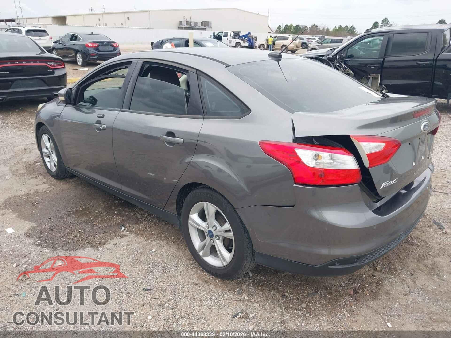 FORD FOCUS 2014 - 1FADP3F23EL117882