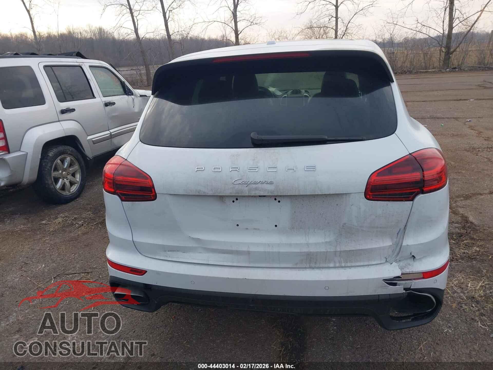 PORSCHE CAYENNE 2016 - WP1AA2A23GLA09960