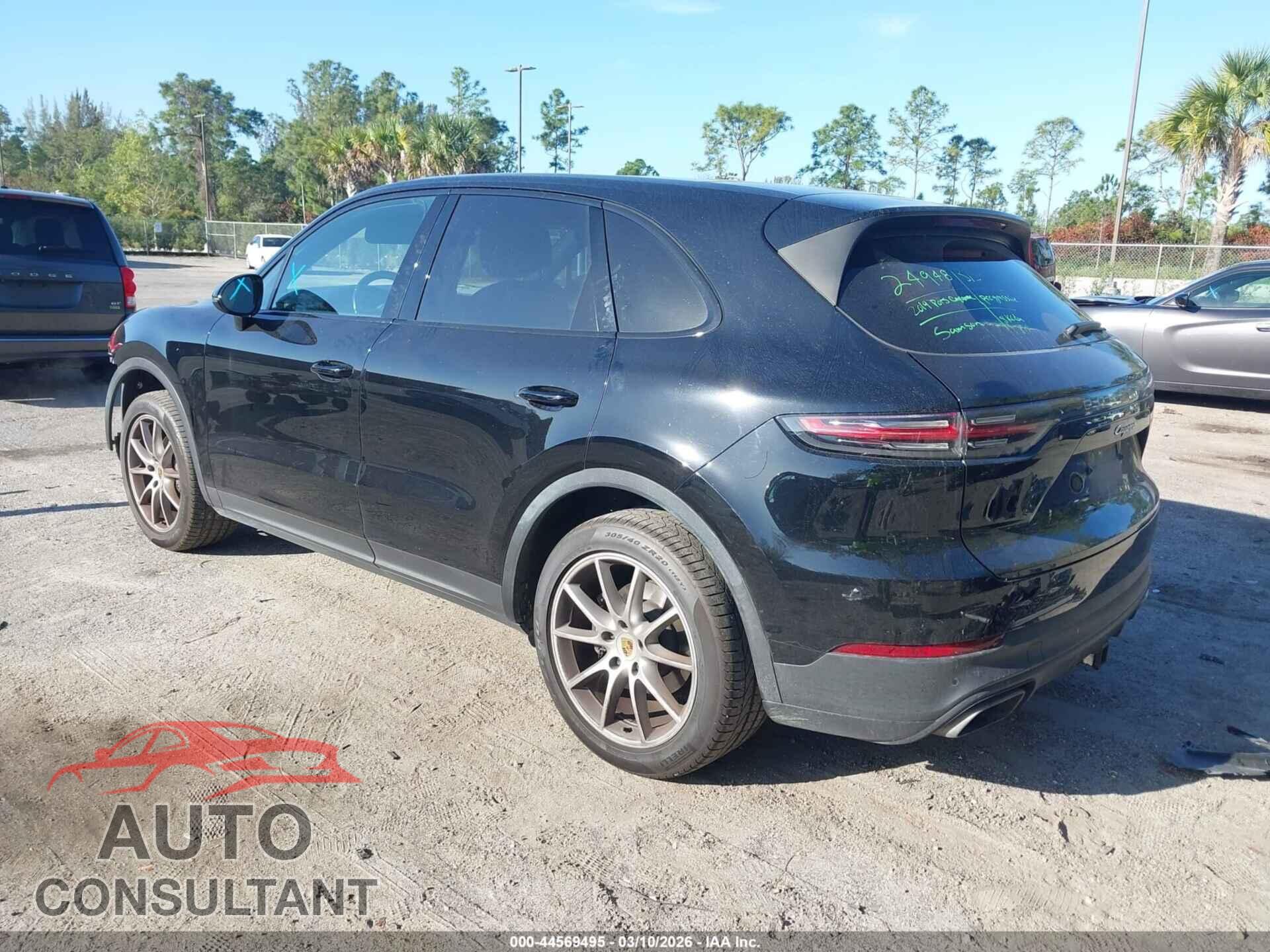 PORSCHE CAYENNE 2019 - WP1AA2AY0KDA06313