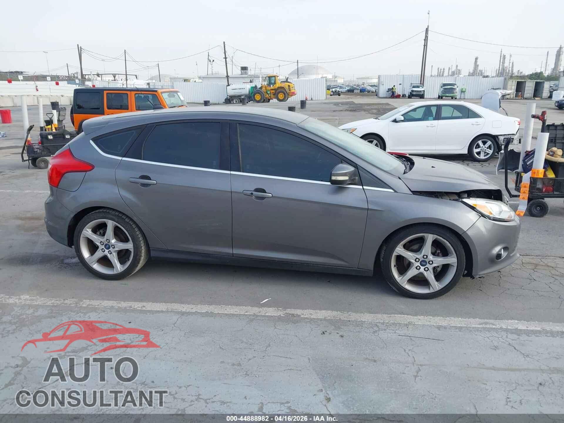 FORD FOCUS 2014 - 1FADP3N29EL294518
