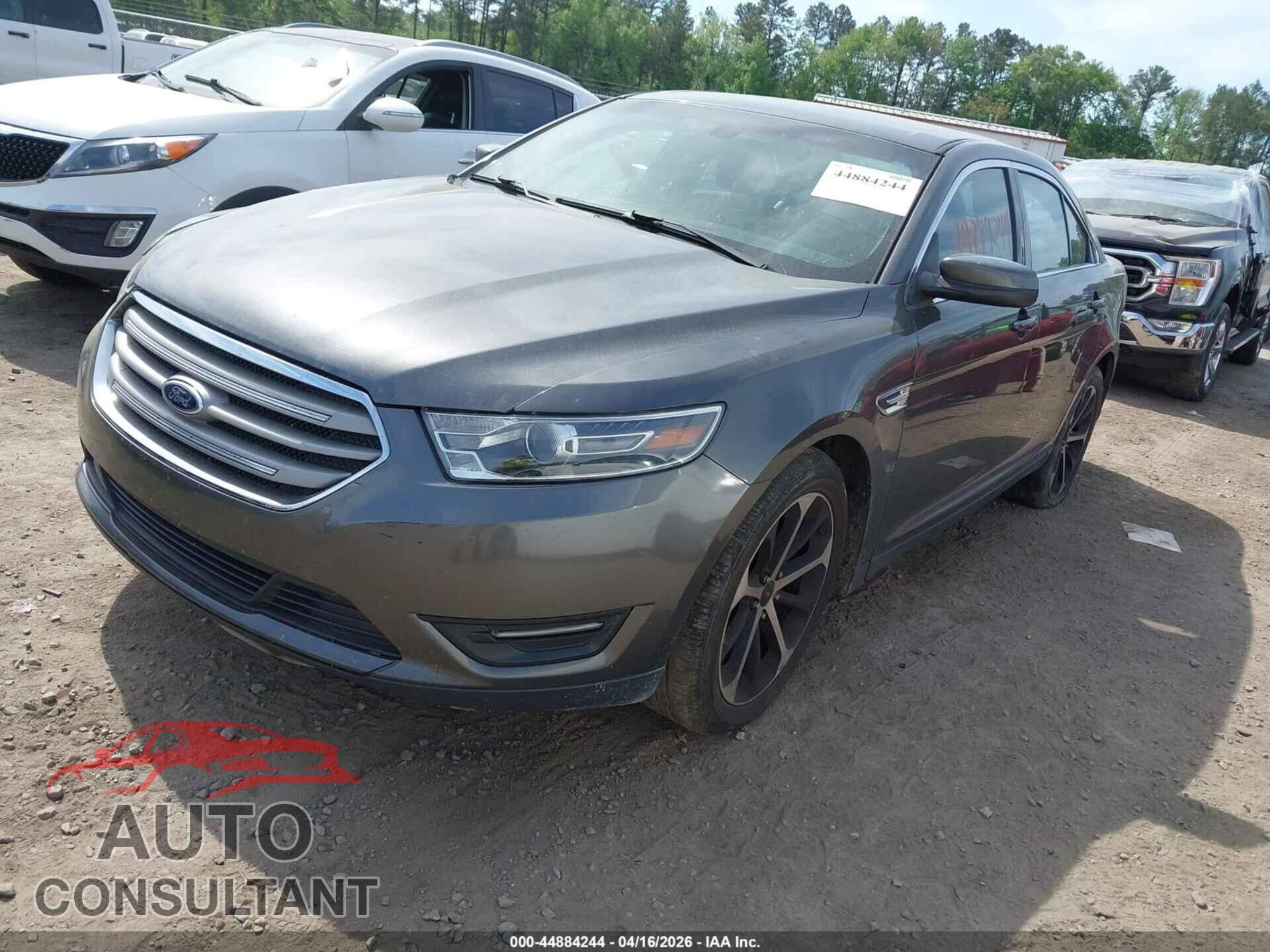 FORD TAURUS 2016 - 1FAHP2E82GG127770