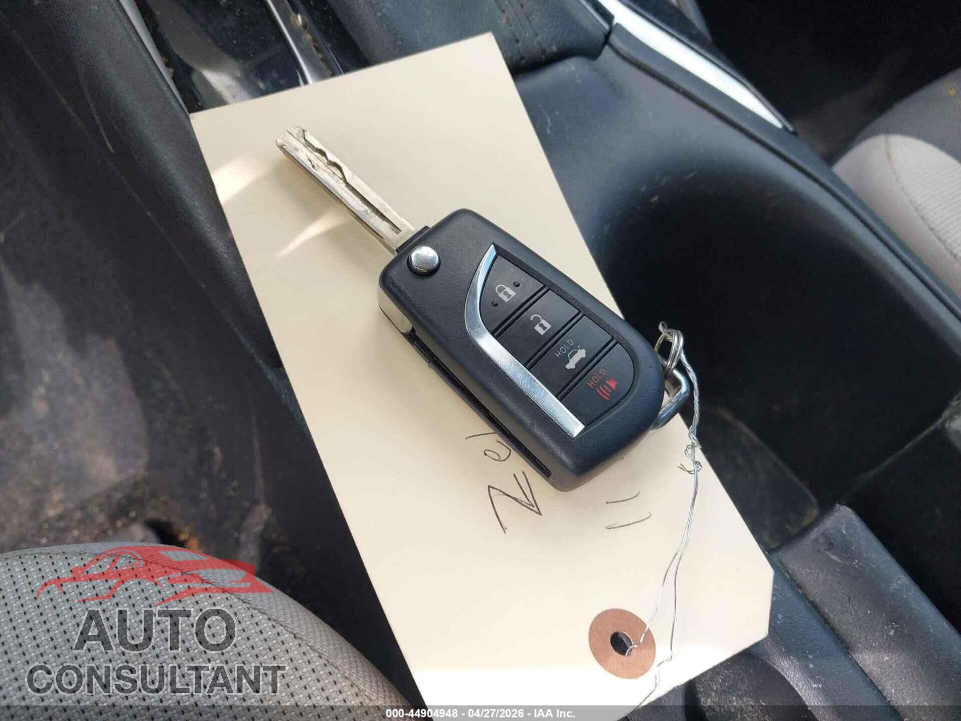 TOYOTA COROLLA 2023 - 5YFB4MDE9PP050910