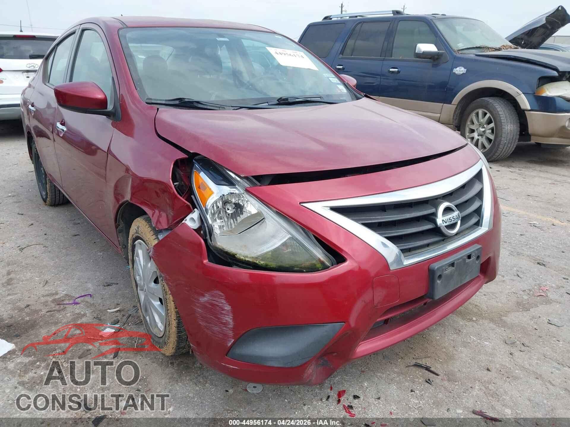 NISSAN VERSA 2019 - 3N1CN7AP6KL836004