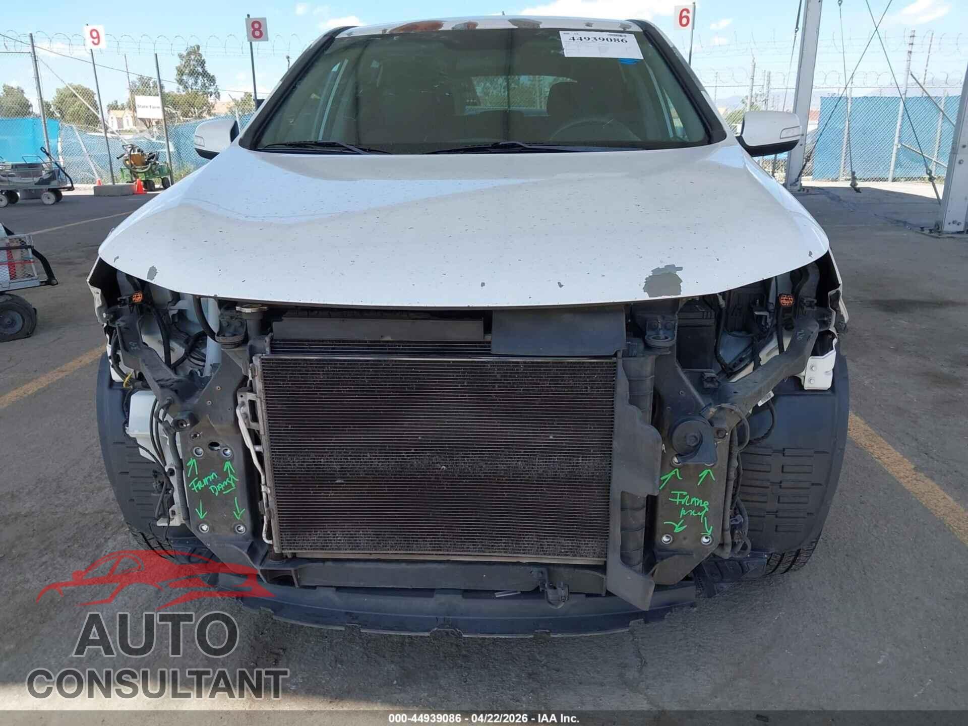 KIA SORENTO 2015 - 5XYKT3A63FG629551