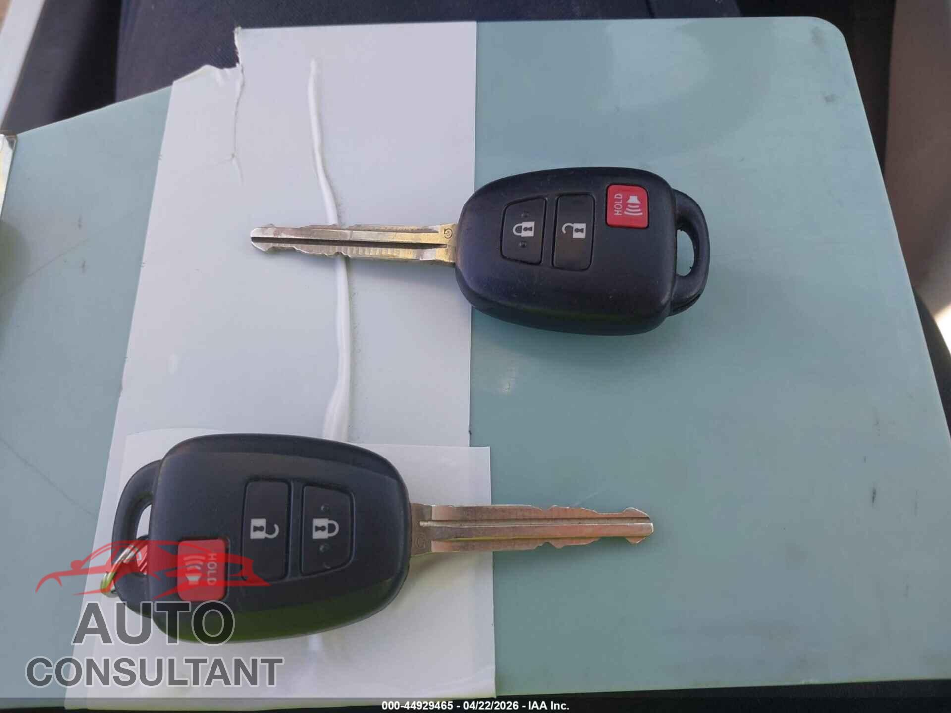 TOYOTA PRIUS C 2013 - JTDKDTB33D1050414