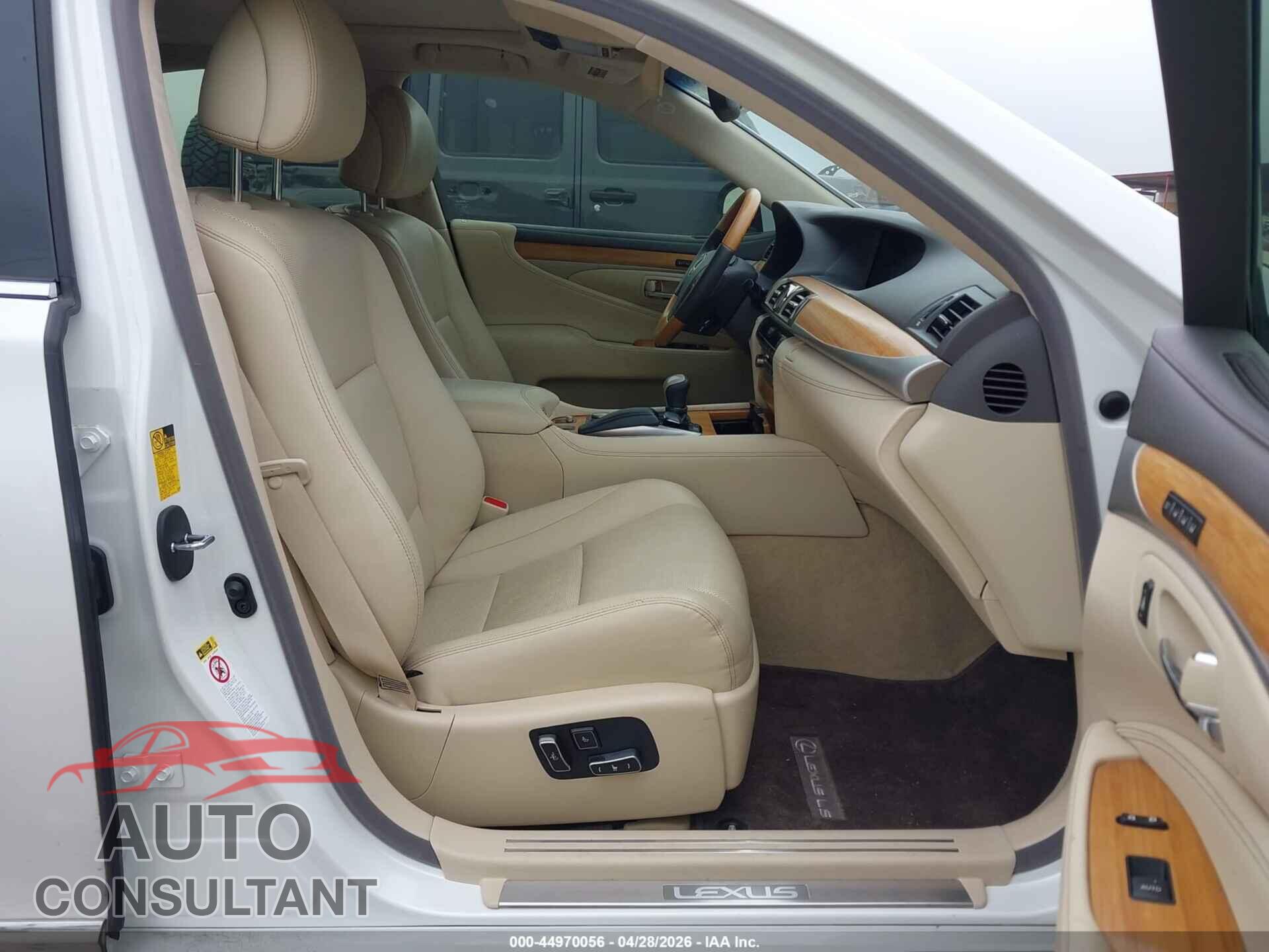 LEXUS LS 460 2014 - JTHBL5EF3E5128784