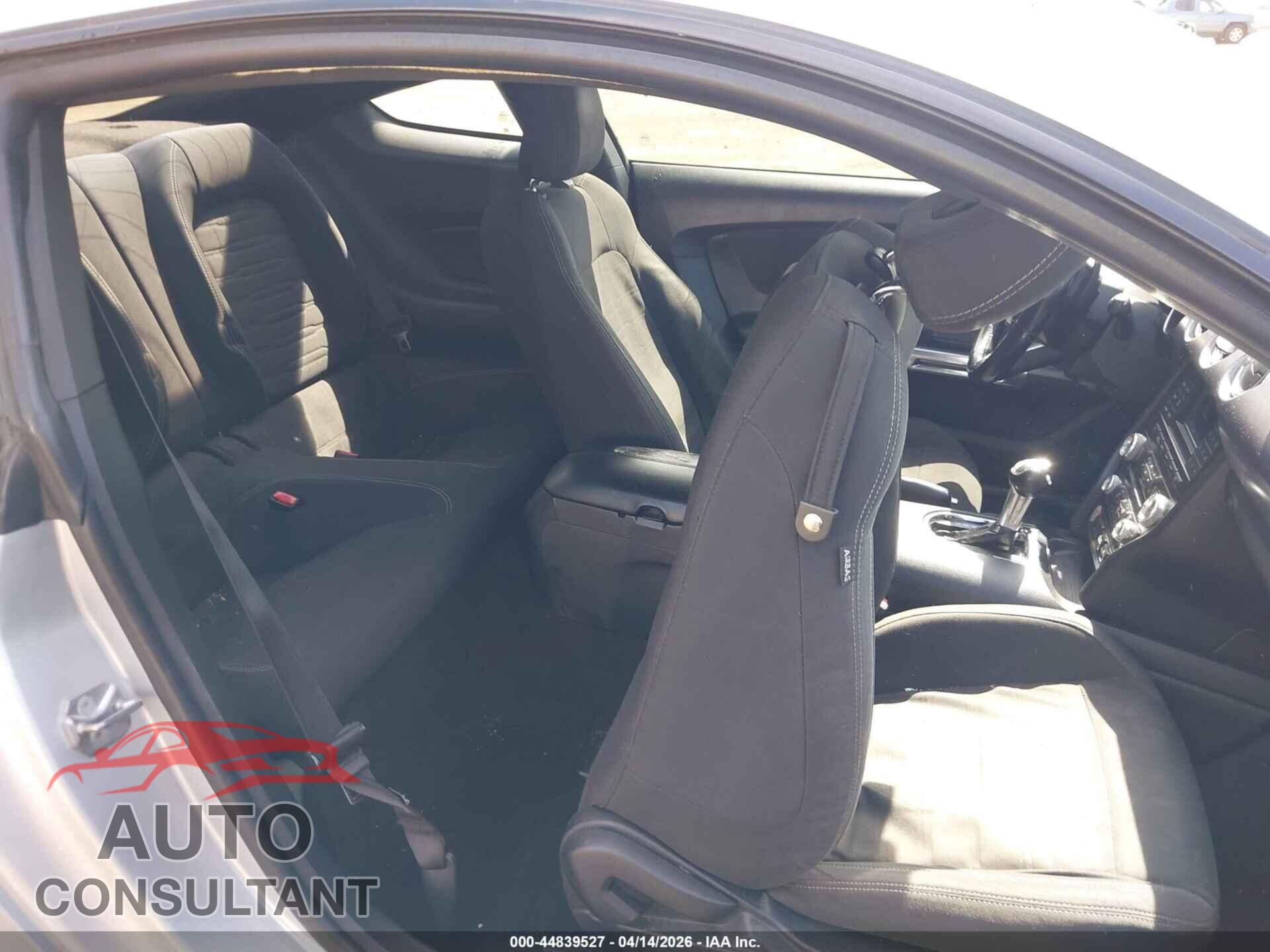 FORD MUSTANG 2016 - 1FA6P8TH3G5201724